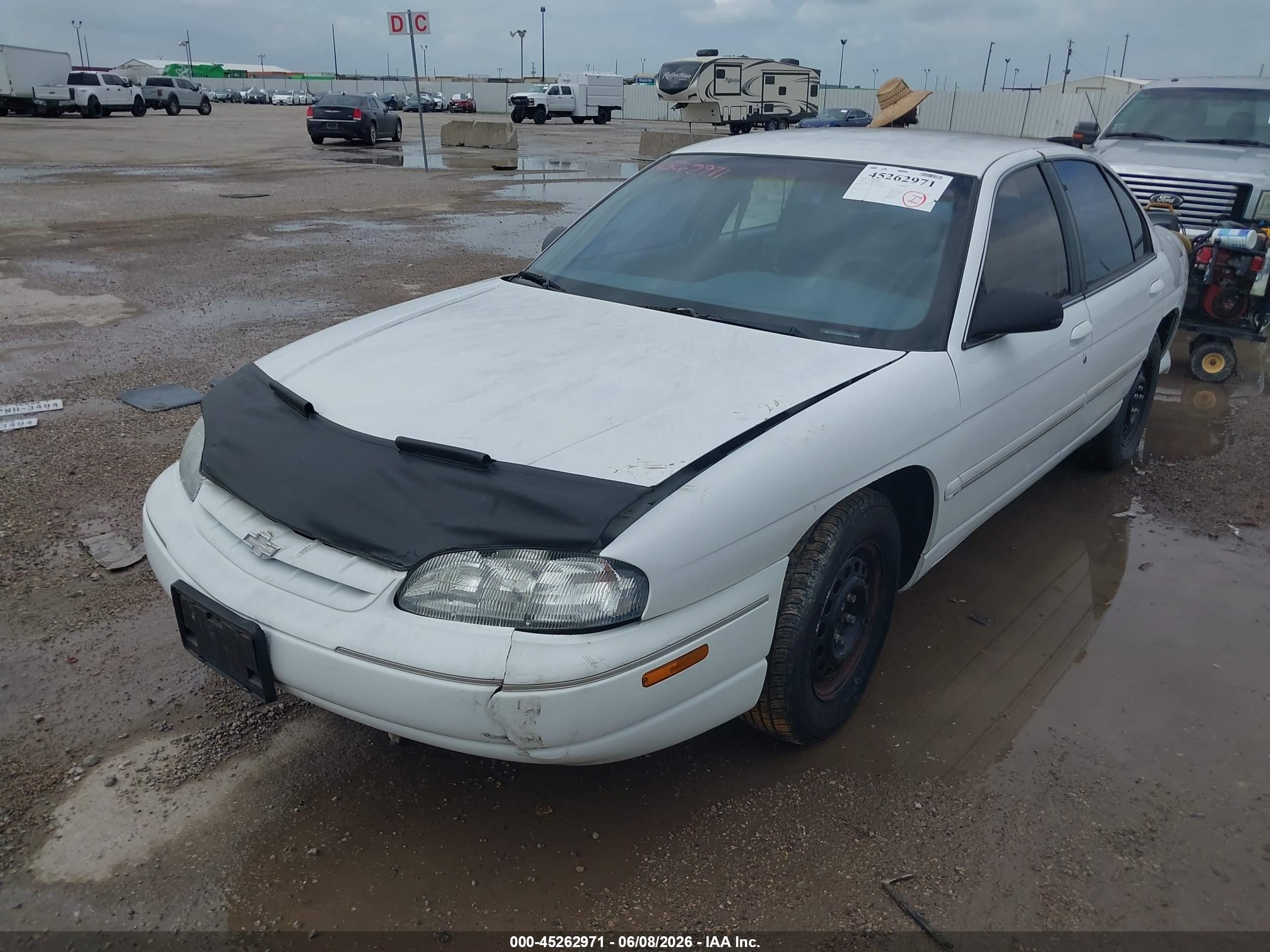 1996 Chevrolet Lumina   White vin: 2G1WL52M7T1133094