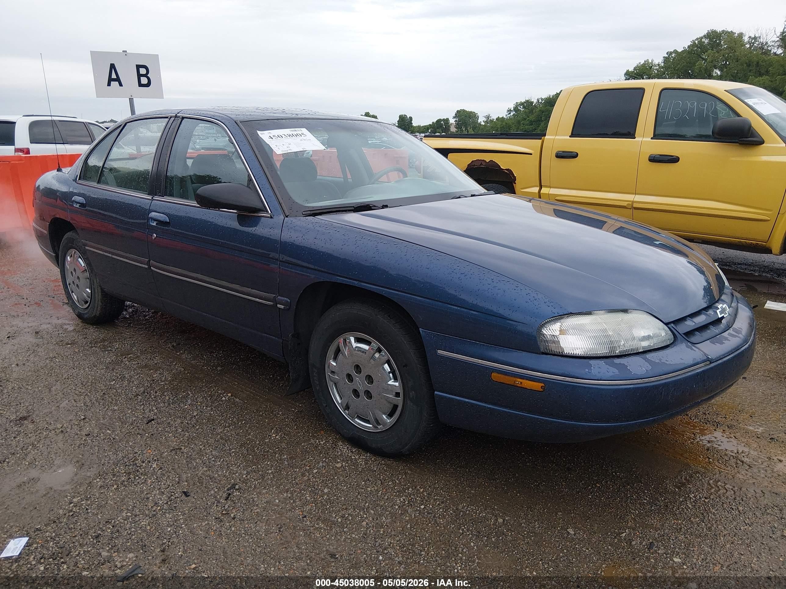 1995 Chevrolet Lumina   Blue vin: 2G1WL52M8S9131502