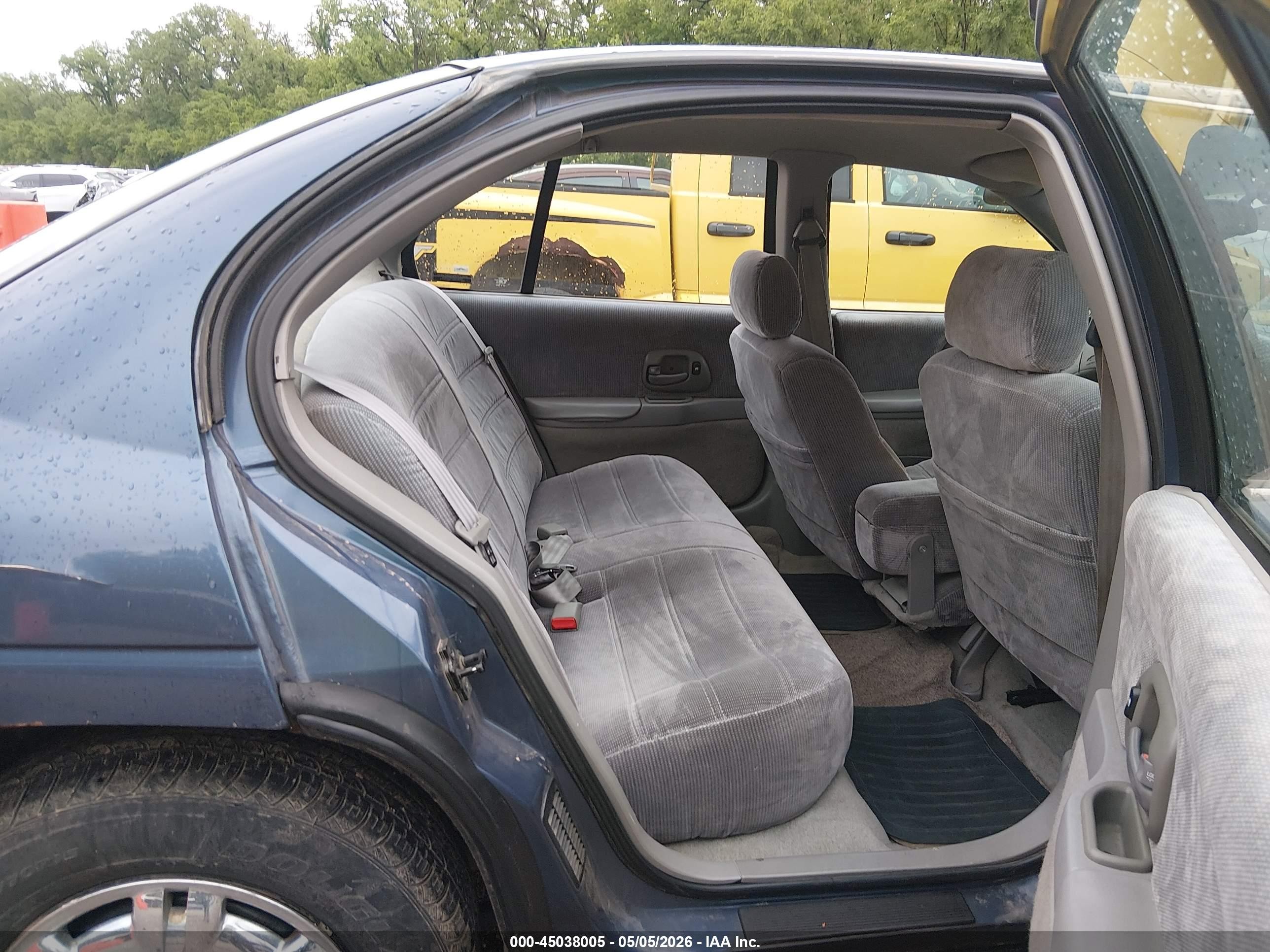 1995 Chevrolet Lumina   Blue vin: 2G1WL52M8S9131502