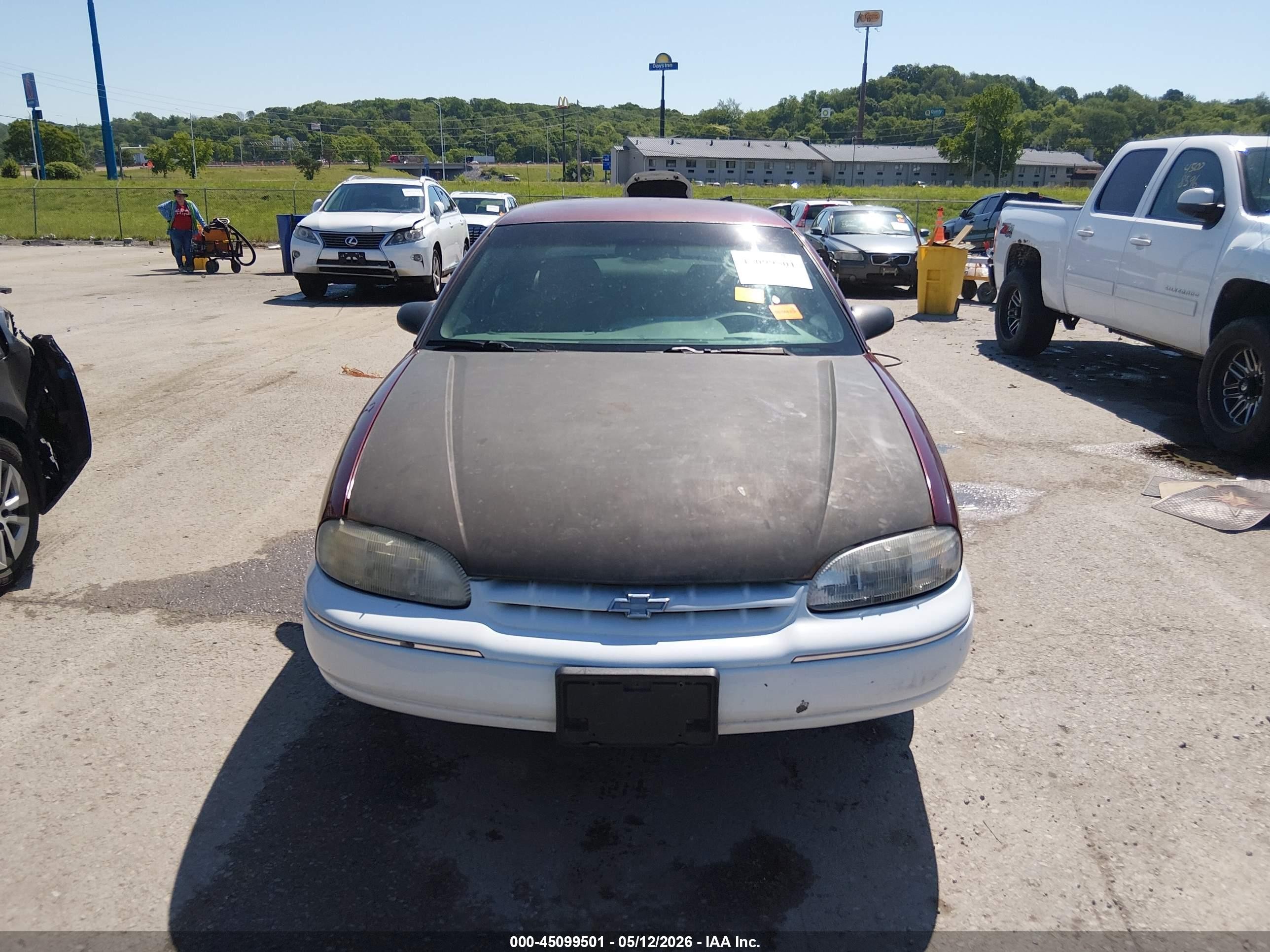1999 Chevrolet Lumina   Red vin: 2G1WL52M8X9222387