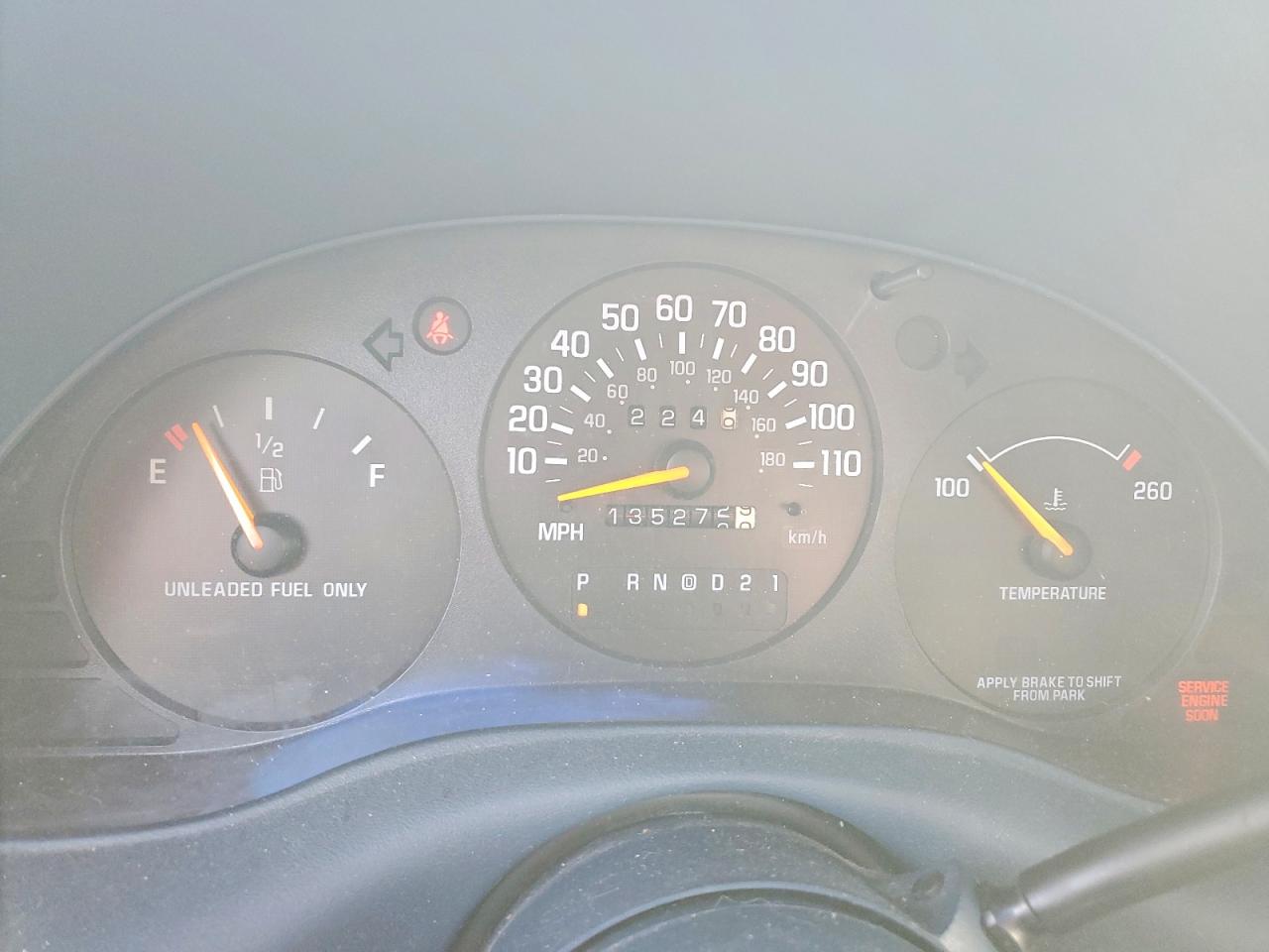 1996 Chev Lumina White vin: 2G1WL52M9T1143836