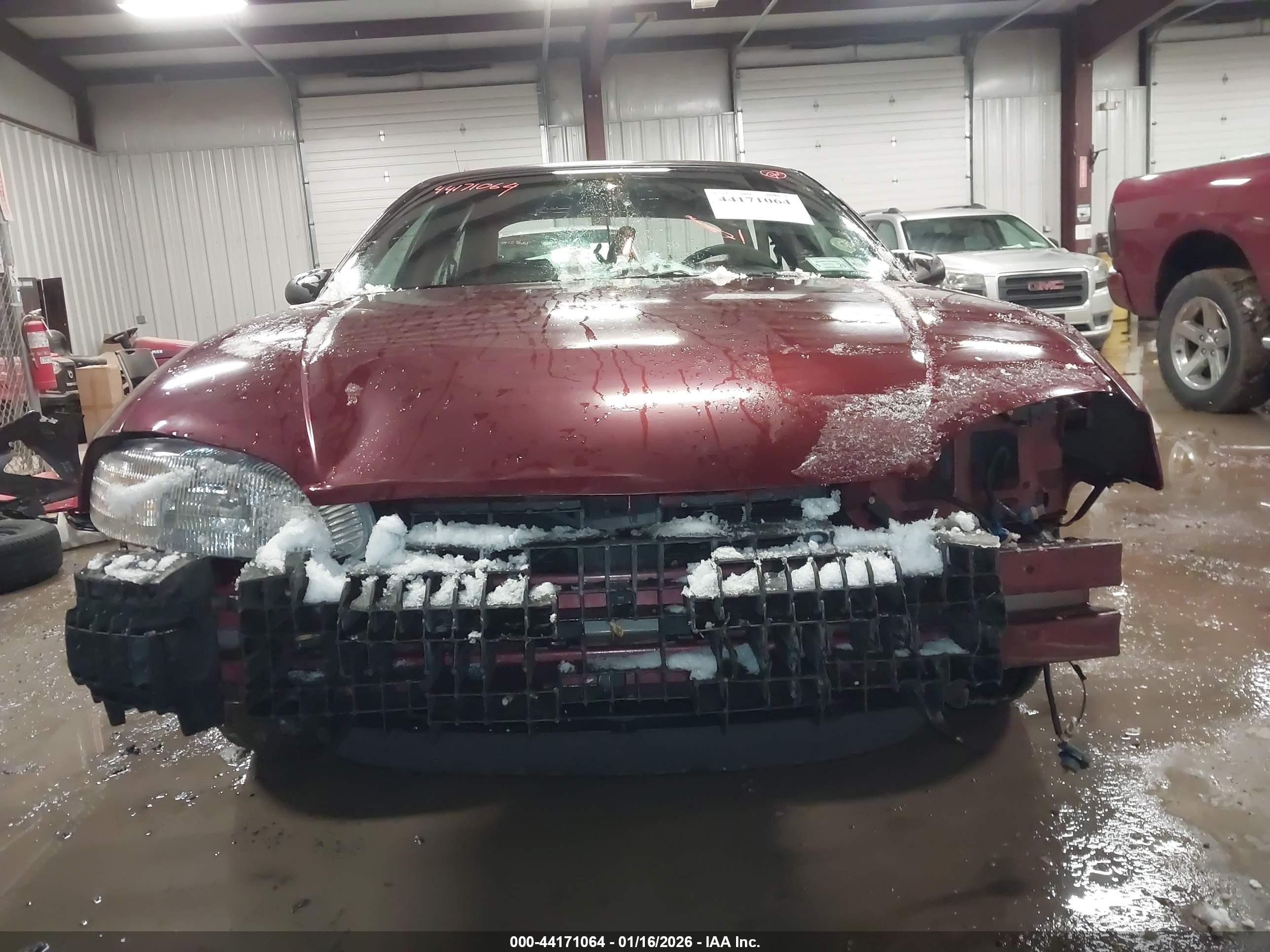 1996 Chevrolet Lumina   Red vin: 2G1WL52MXT1112224