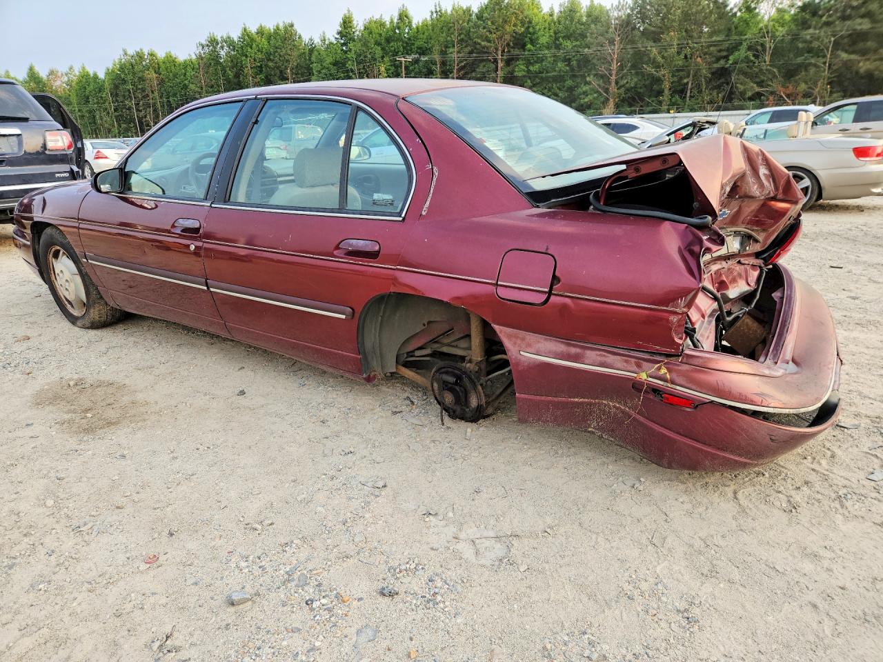 1998 Chevrolet Lumina Base Burgundy vin: 2G1WL52MXW1120229