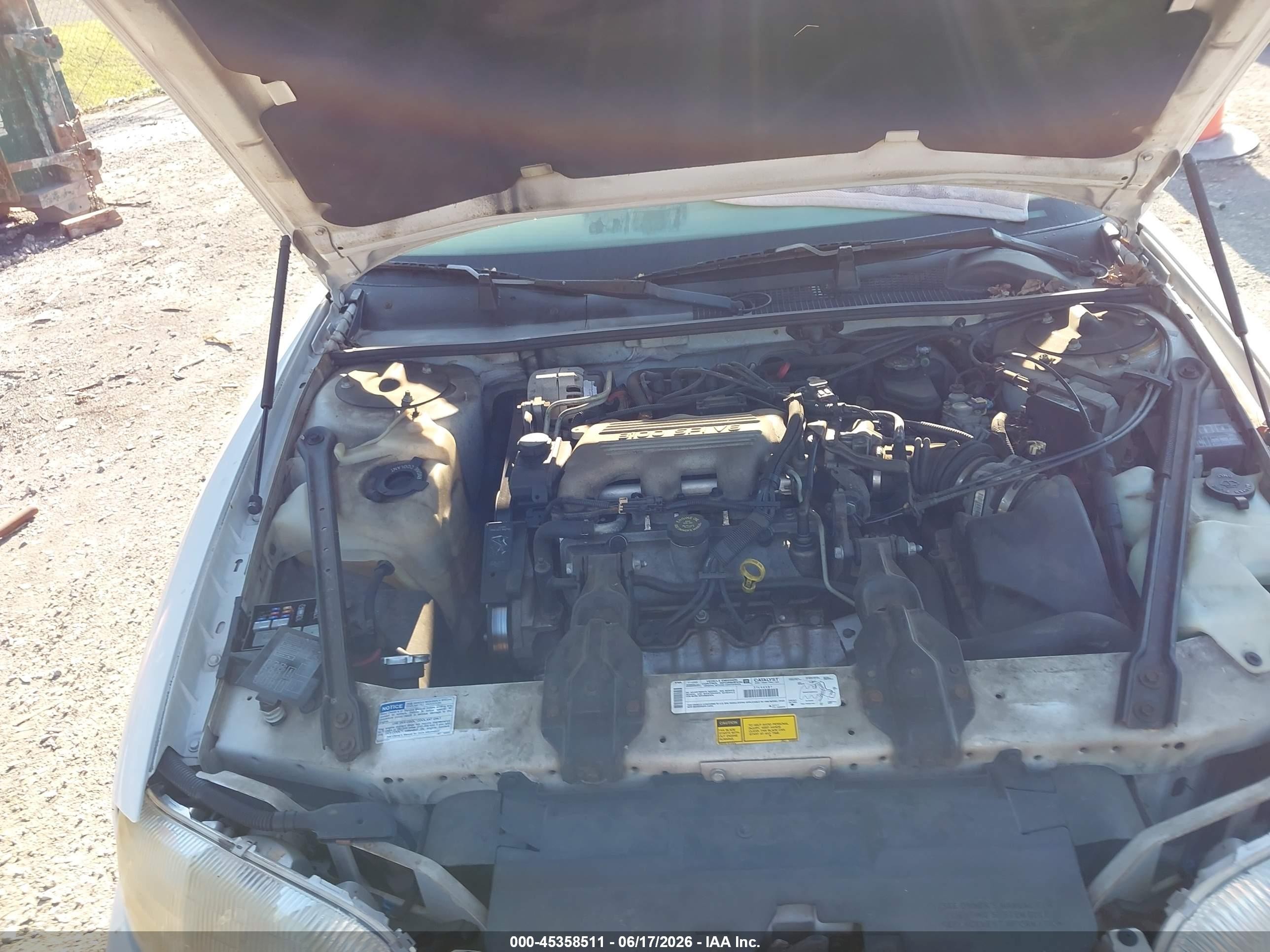 1998 Chevrolet Lumina   White vin: 2G1WL52MXW9123035