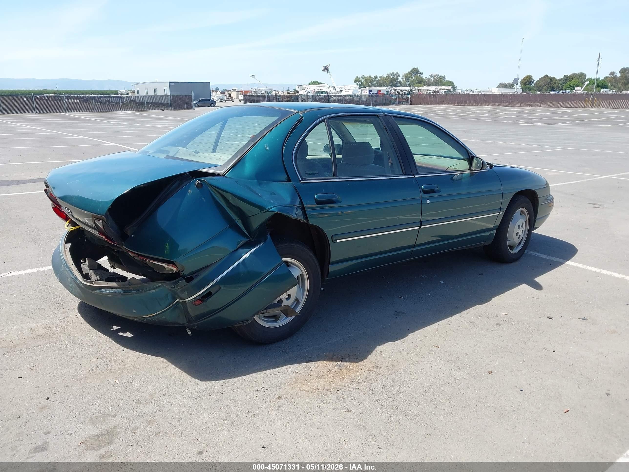 1998 Chevrolet Lumina   Green vin: 2G1WL52MXW9314843