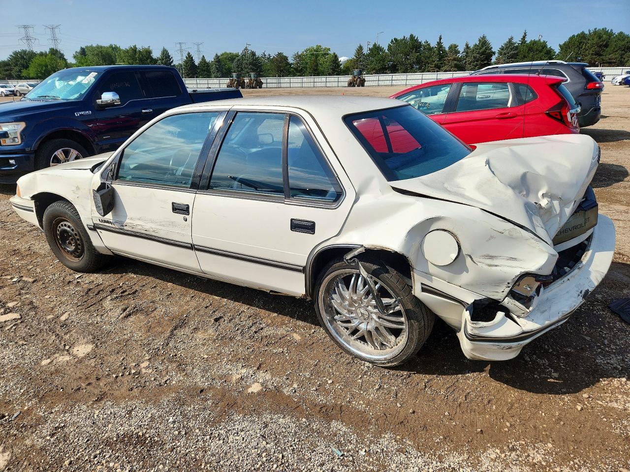 1992 Chevrolet Lumina White vin: 2G1WL54T0N1139956