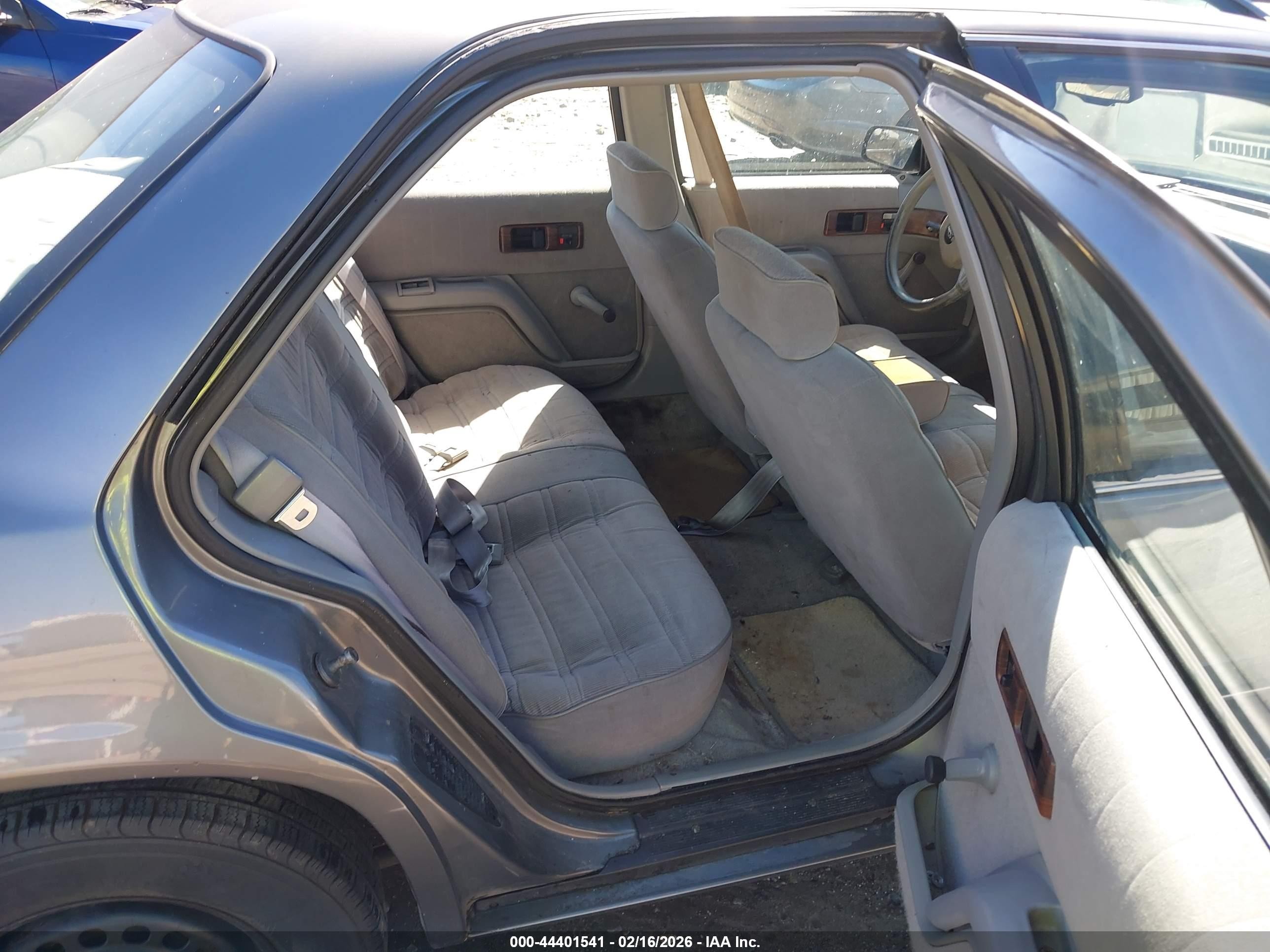 1993 Chevrolet Lumina   Gray vin: 2G1WL54T3P1134768
