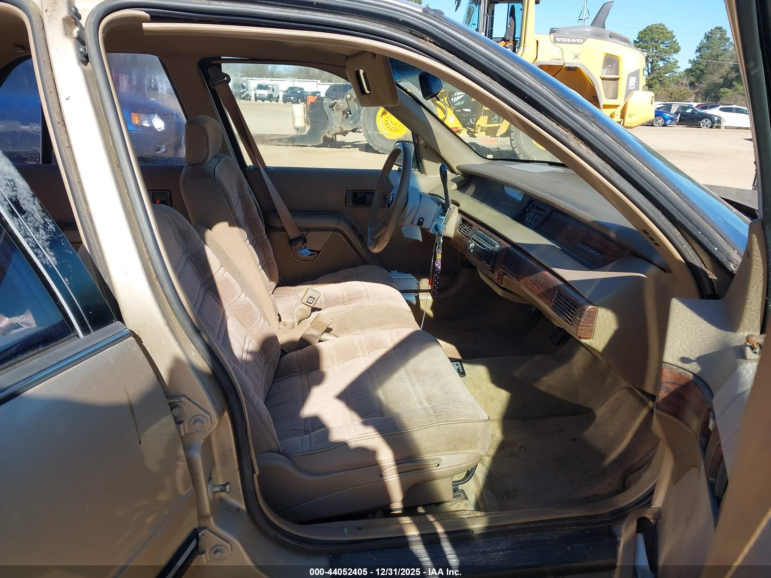 1993 Chevrolet Lumina   Gold vin: 2G1WL54T4P9214730