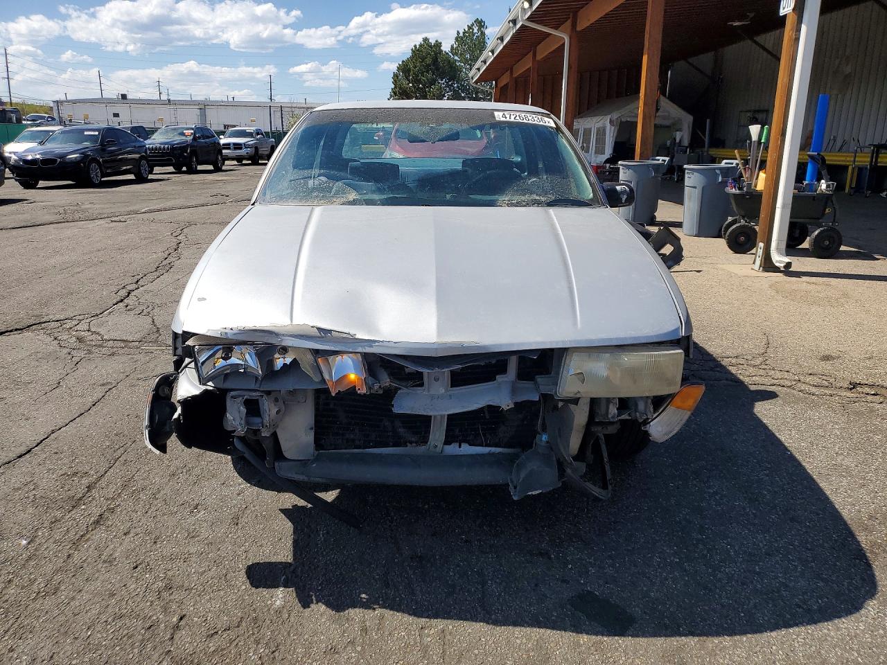 1992 Chevrolet Lumina Silver vin: 2G1WL54T5N1147714