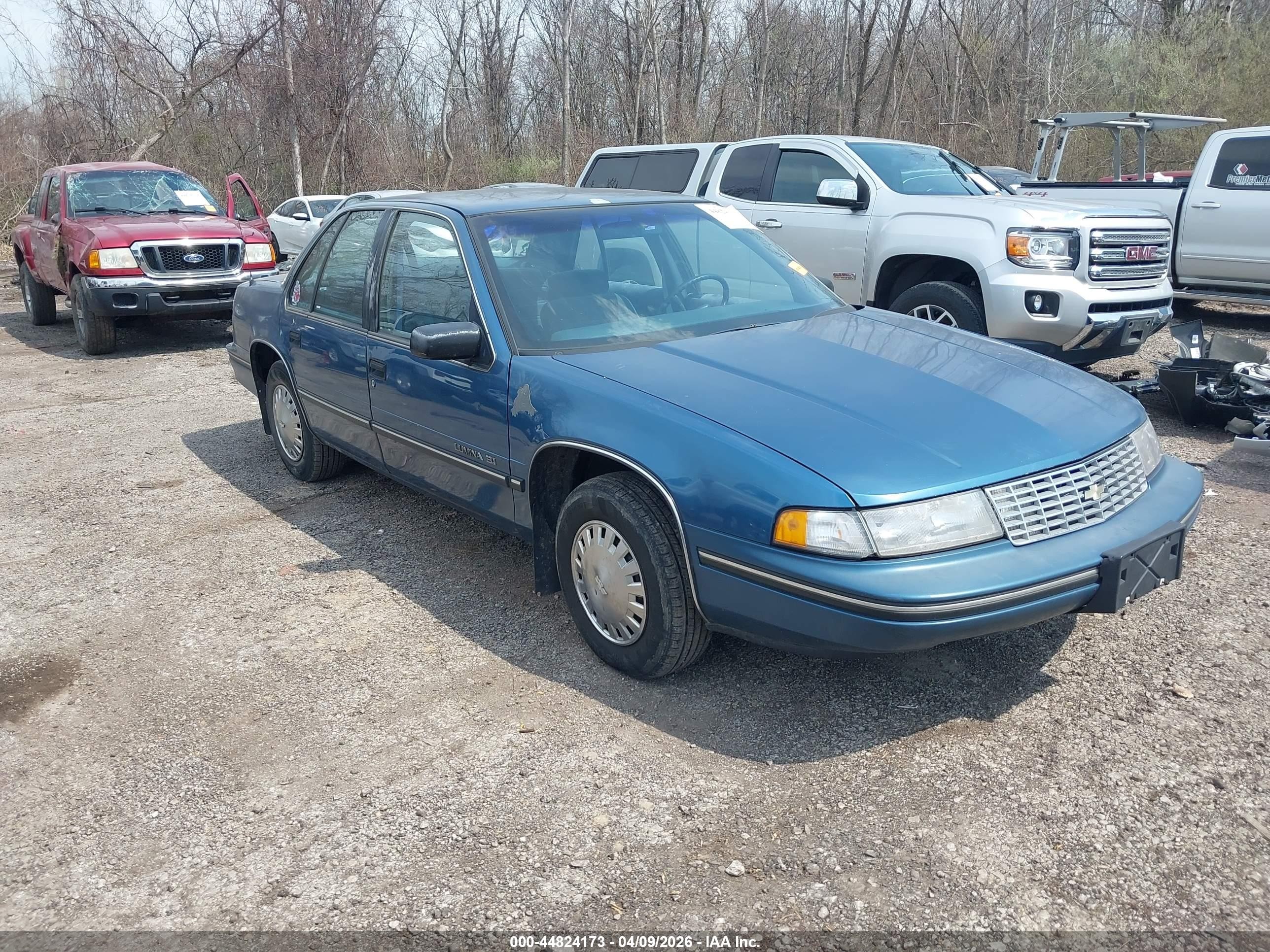 1990 Chevrolet Lumina   Blue vin: 2G1WL54T6L1177740