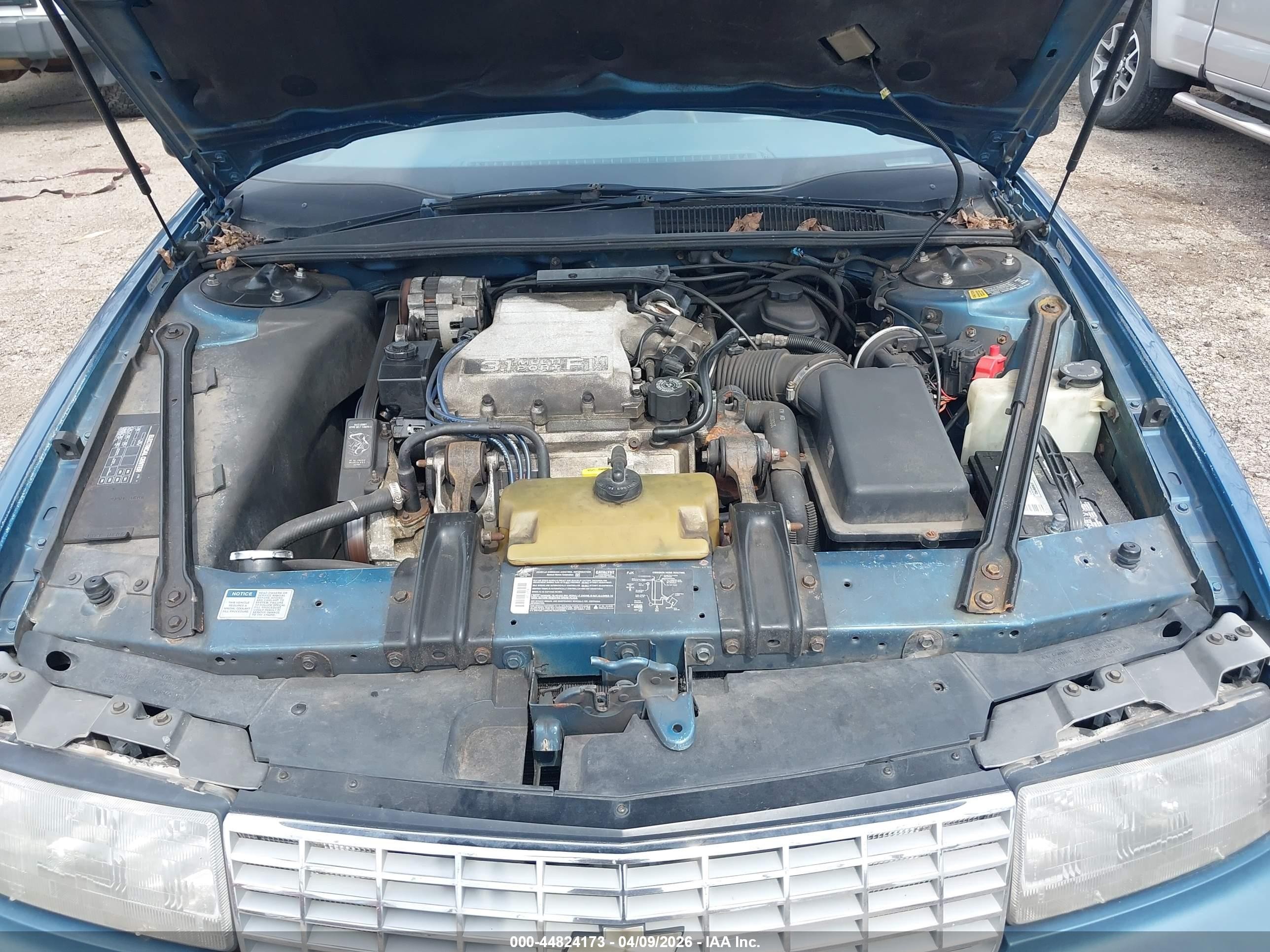 1990 Chevrolet Lumina   Blue vin: 2G1WL54T6L1177740