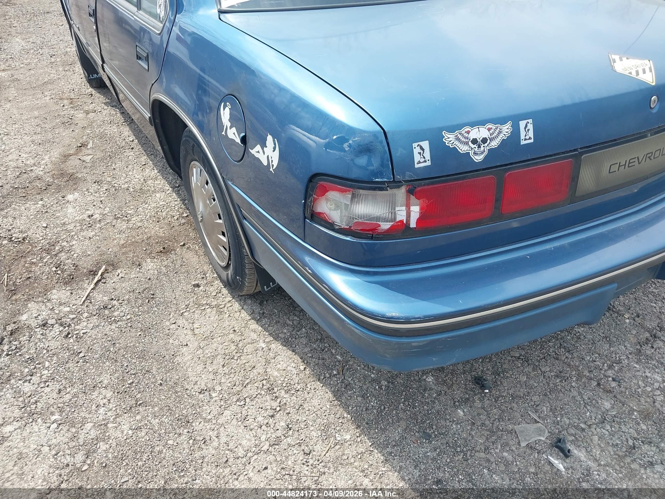 1990 Chevrolet Lumina   Blue vin: 2G1WL54T6L1177740
