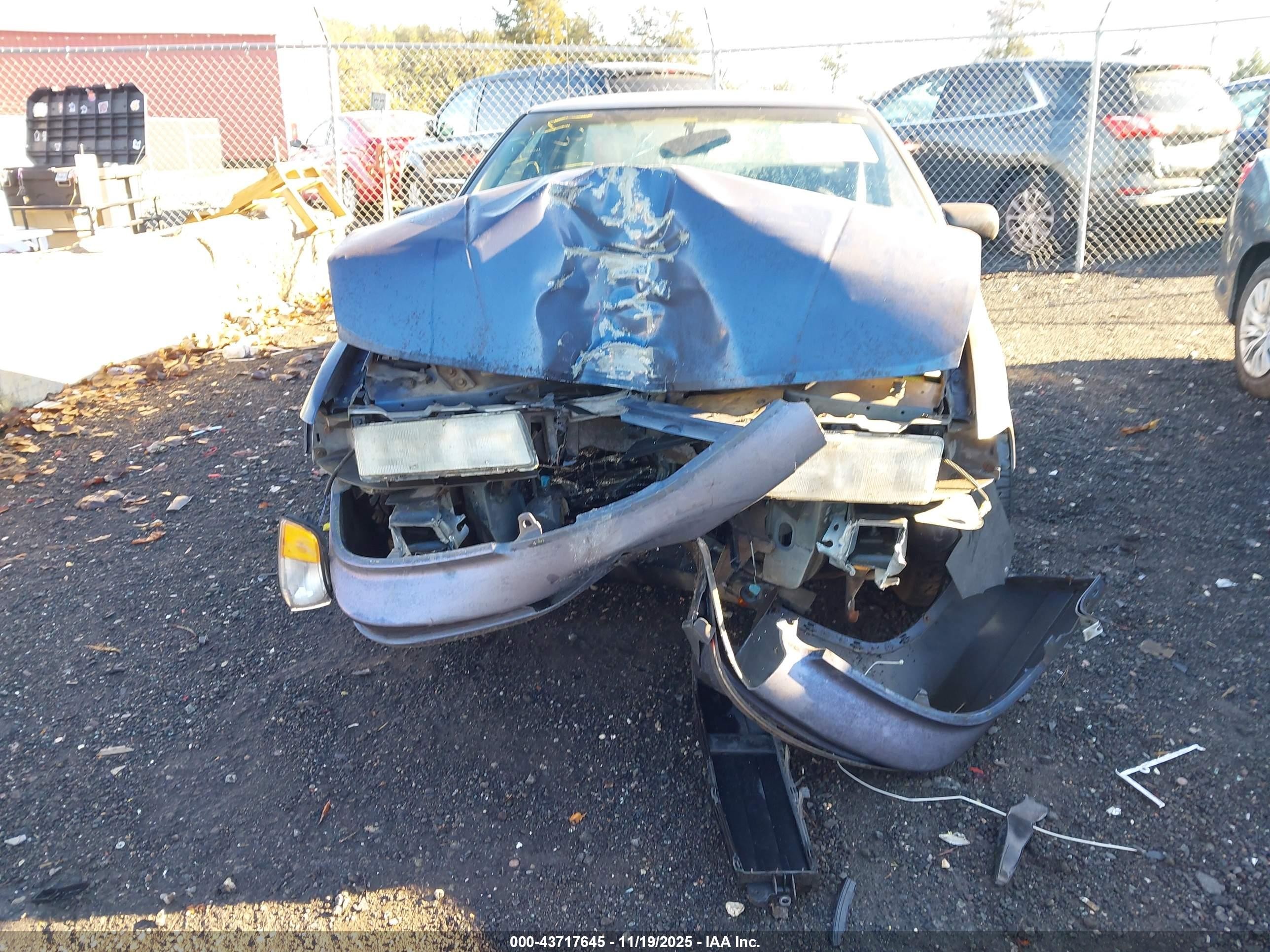 1993 Chevrolet Lumina Euro Blue vin: 2G1WN14T6P9116348