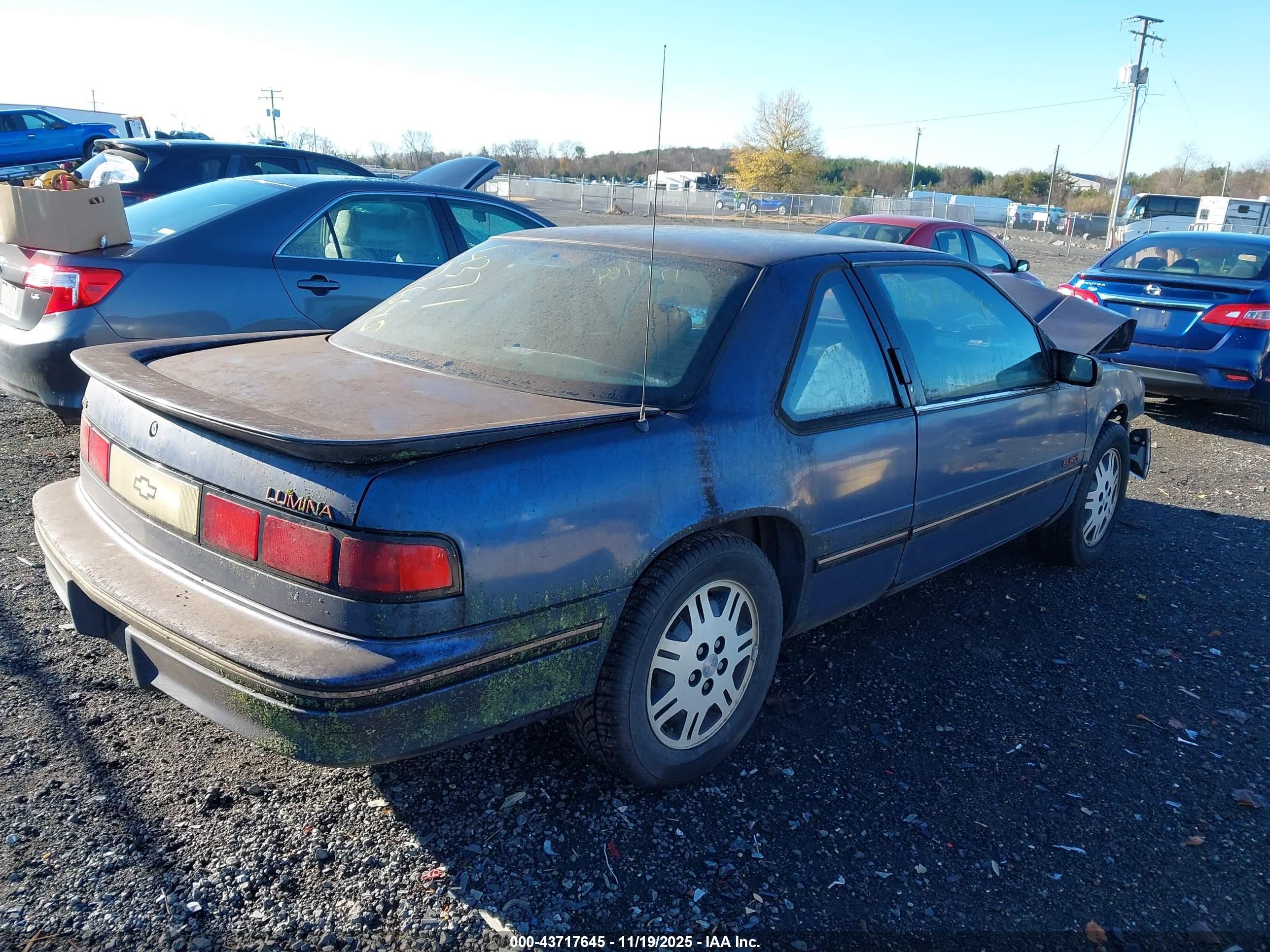 1993 Chevrolet Lumina Euro Blue vin: 2G1WN14T6P9116348