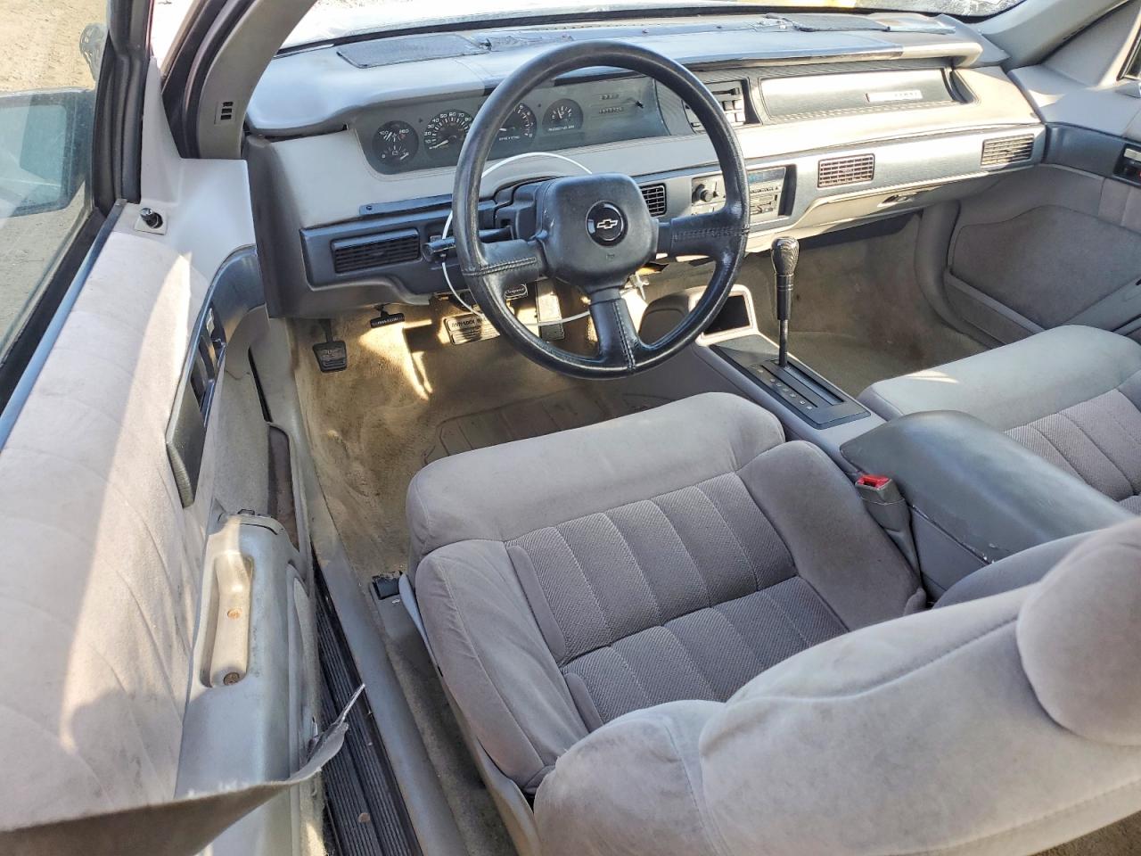 1994 Chevrolet Lumina Euro Blue vin: 2G1WN14T6R9109340