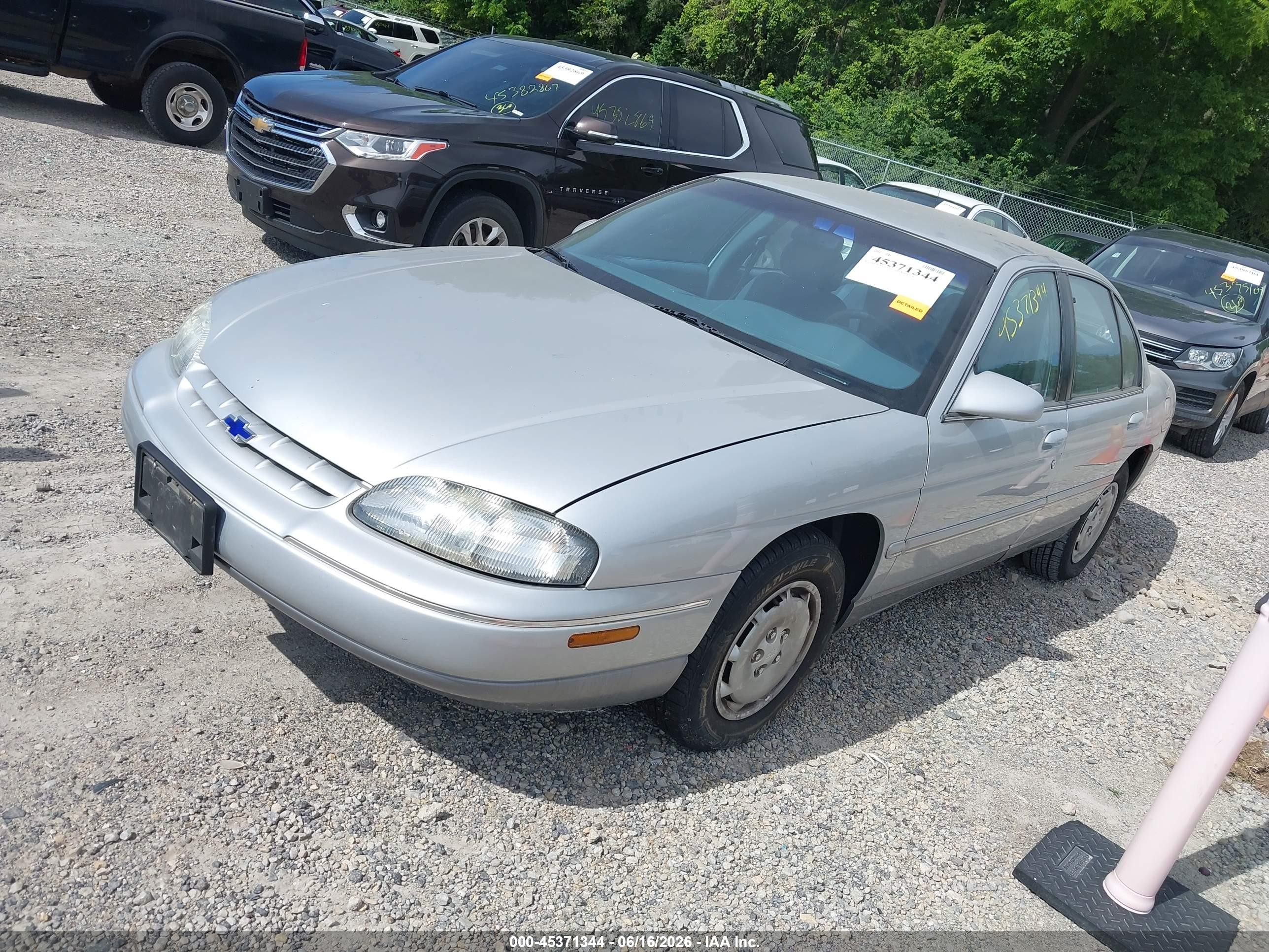 1995 Chevrolet Lumina Ls Silver vin: 2G1WN52M3S9225880