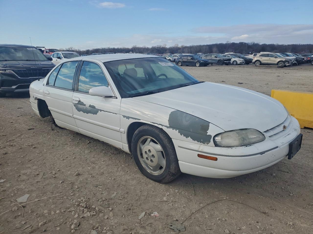 1996 Chevrolet Lumina Ls White vin: 2G1WN52M9T1208758