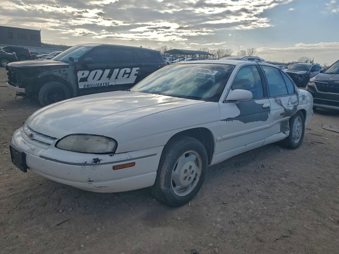 1996 Chevrolet Lumina Ls White vin: 2G1WN52M9T1208758