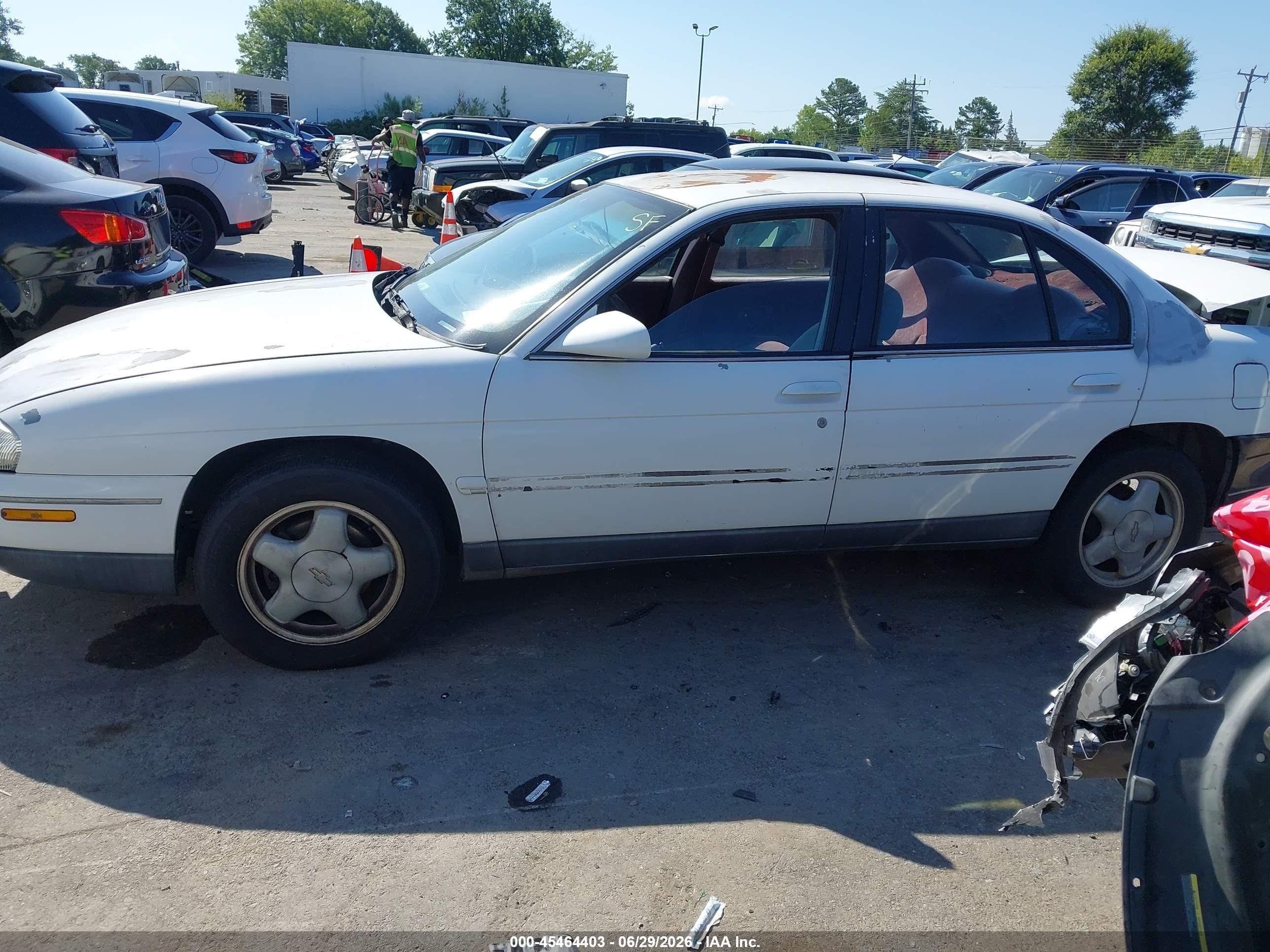 1995 Chevrolet Lumina Ls White vin: 2G1WN52MXS9205089