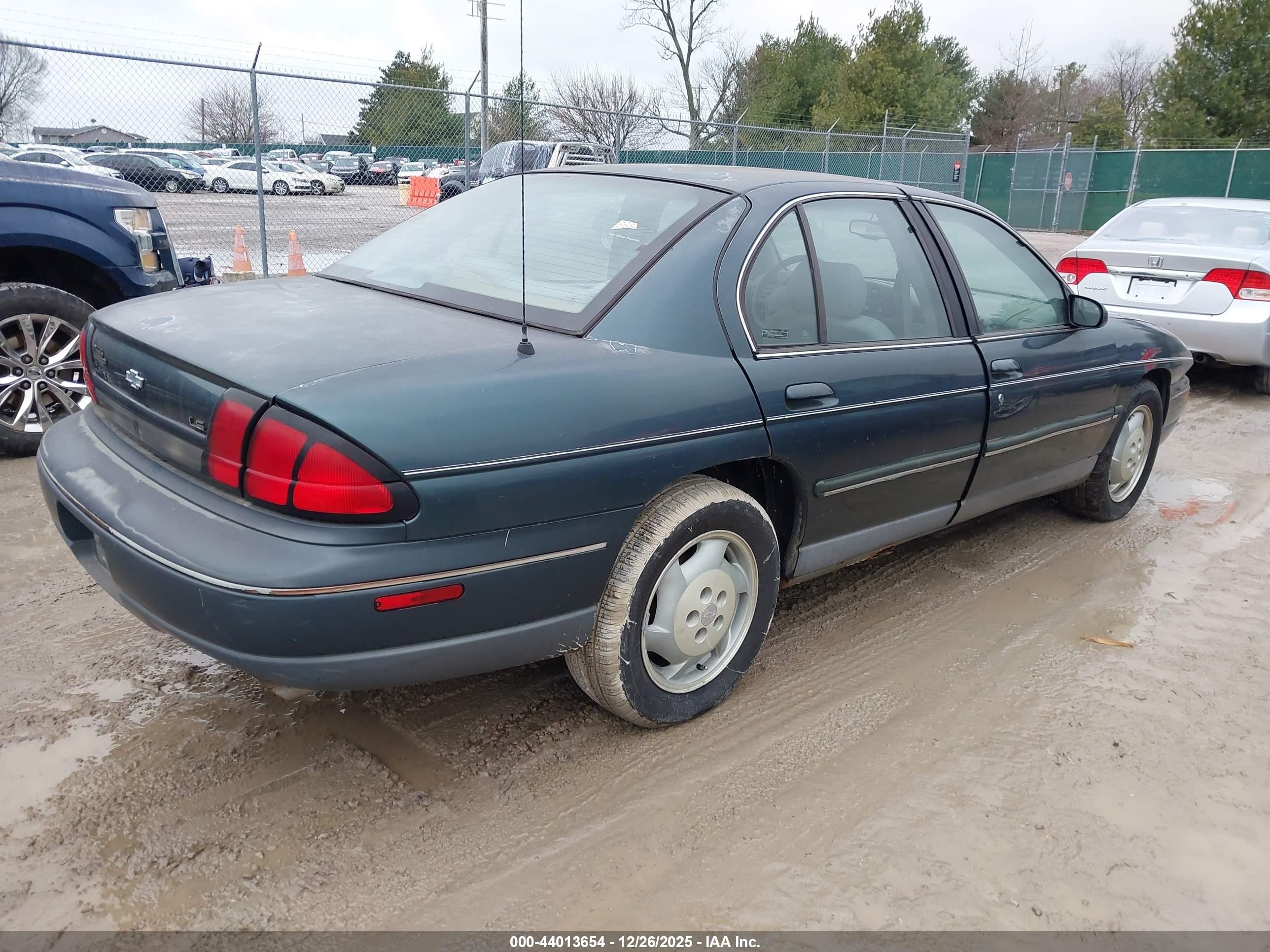 1995 Chevrolet Lumina Ls Зеленый vin: 2G1WN52XXS9158270