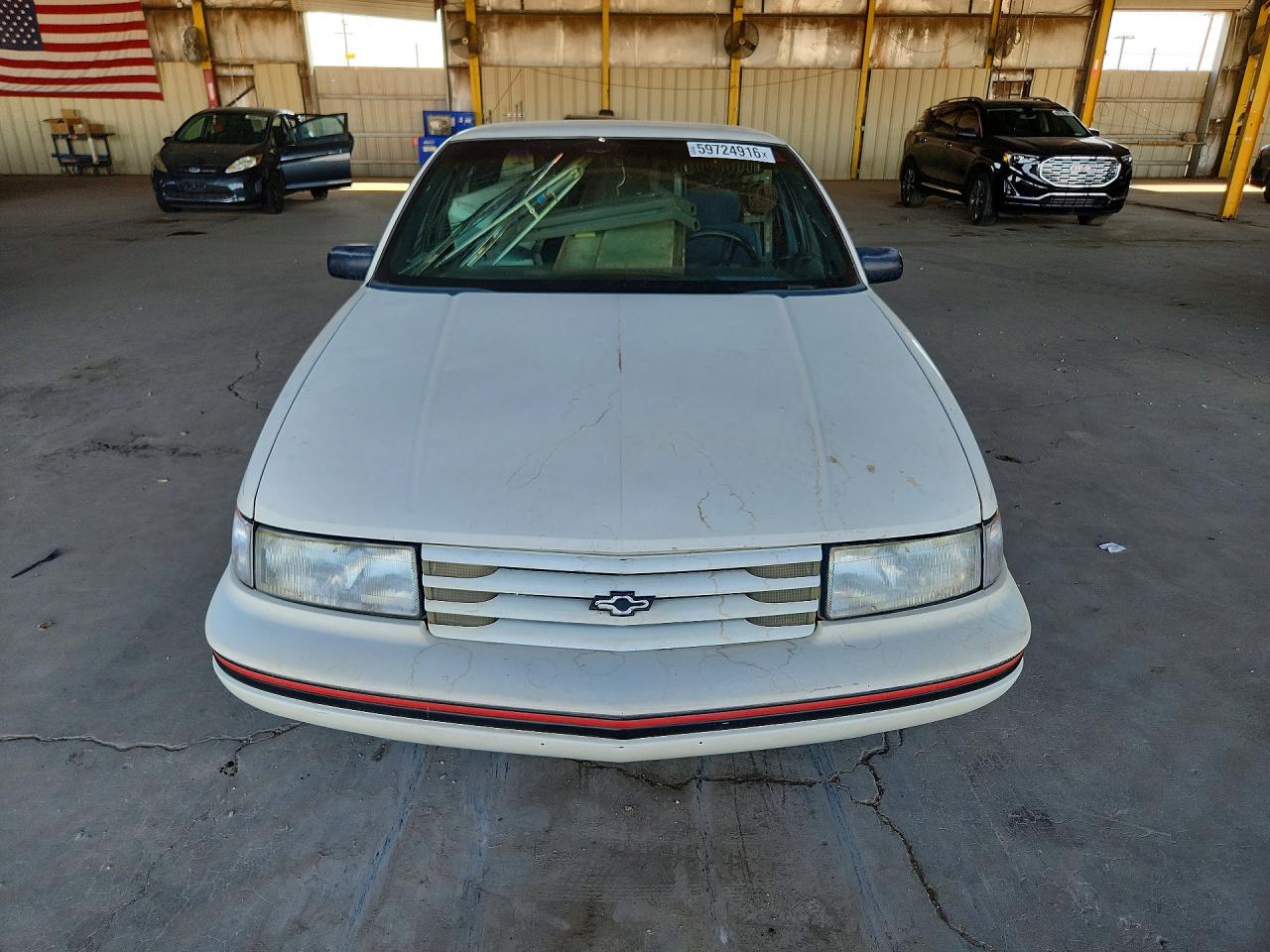 1992 Chevrolet Lumina Euro White vin: 2G1WN54T0N9220726