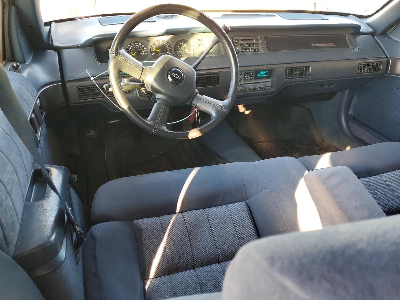1993 Chevrolet Lumina Euro White vin: 2G1WN54T5P9195812