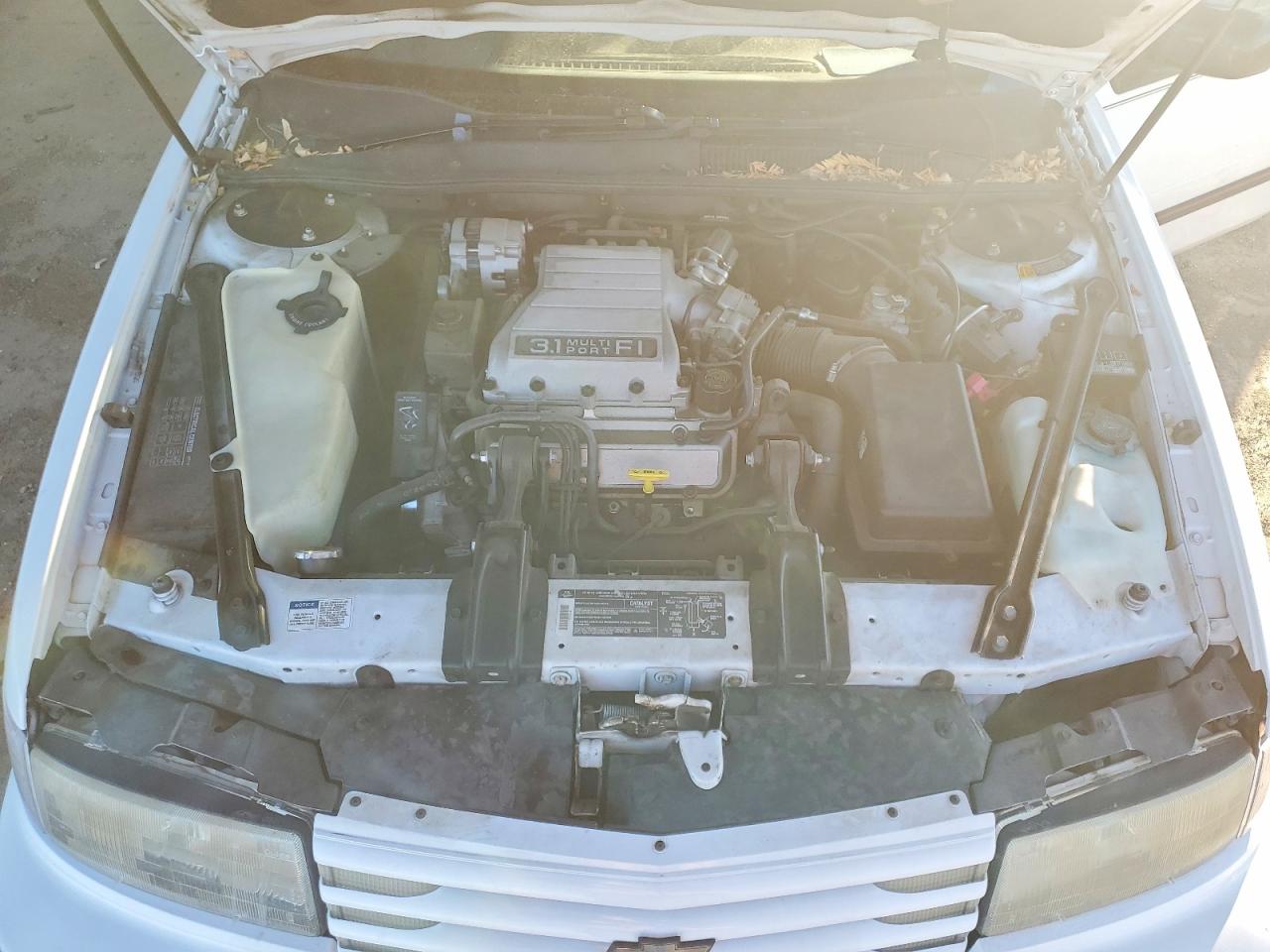 1993 Chevrolet Lumina Euro White vin: 2G1WN54T5P9195812