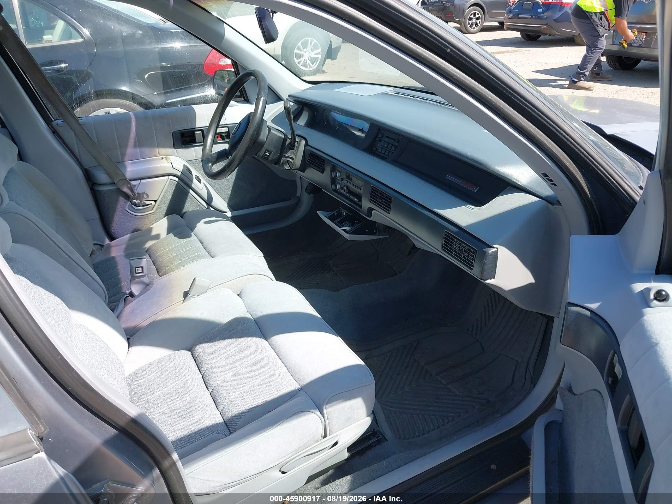 1990 Chevrolet Lumina Euro Silver vin: 2G1WN54T7L9306399