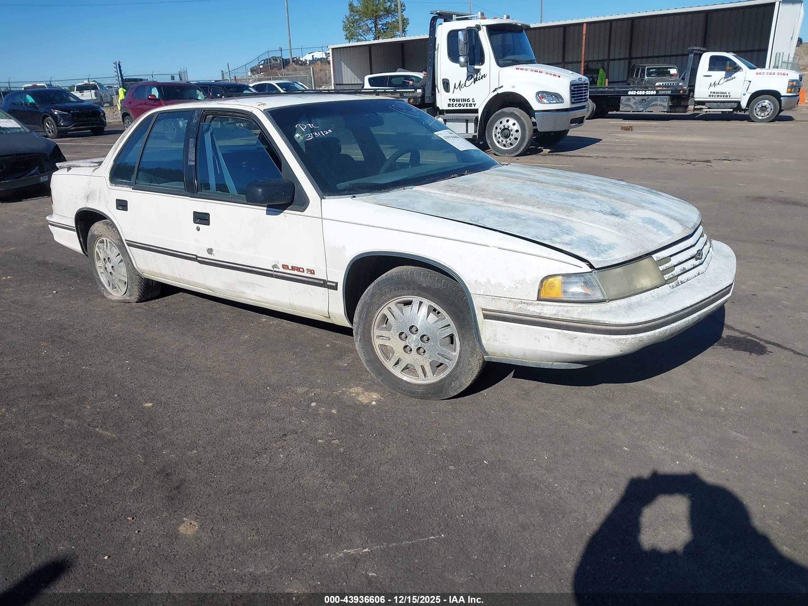 1991 Chevrolet Lumina Euro White vin: 2G1WN54T8M1150826