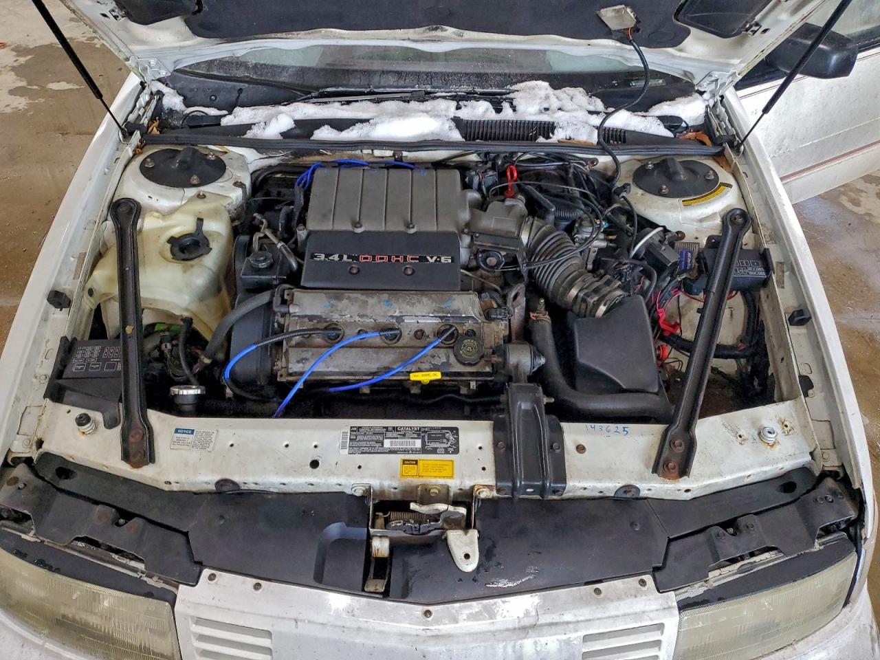1994 Chevrolet Lumina Z34 White vin: 2G1WP14X4R9136727