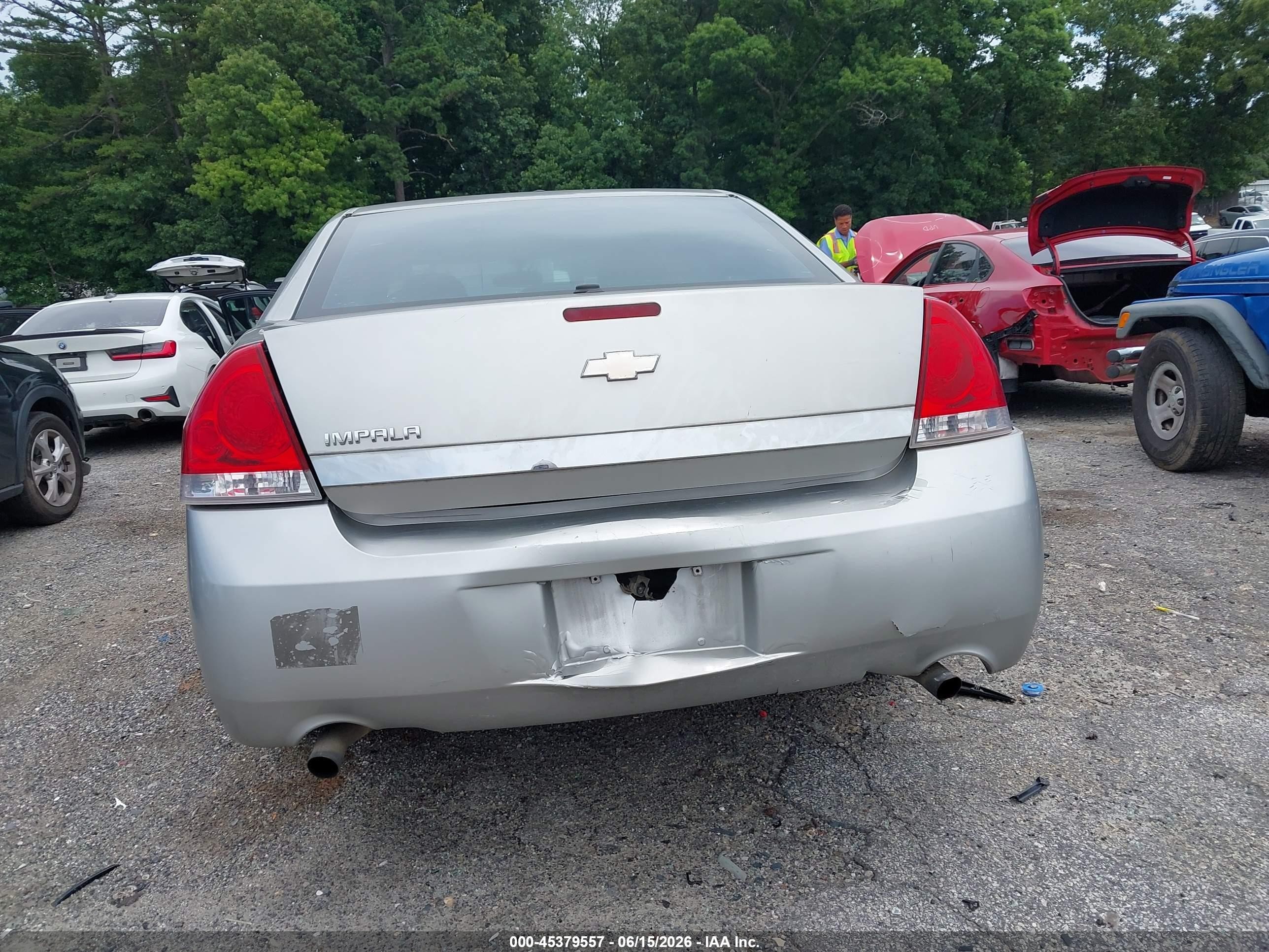 2006 Chevrolet Impala Police Silver vin: 2G1WS551969258432