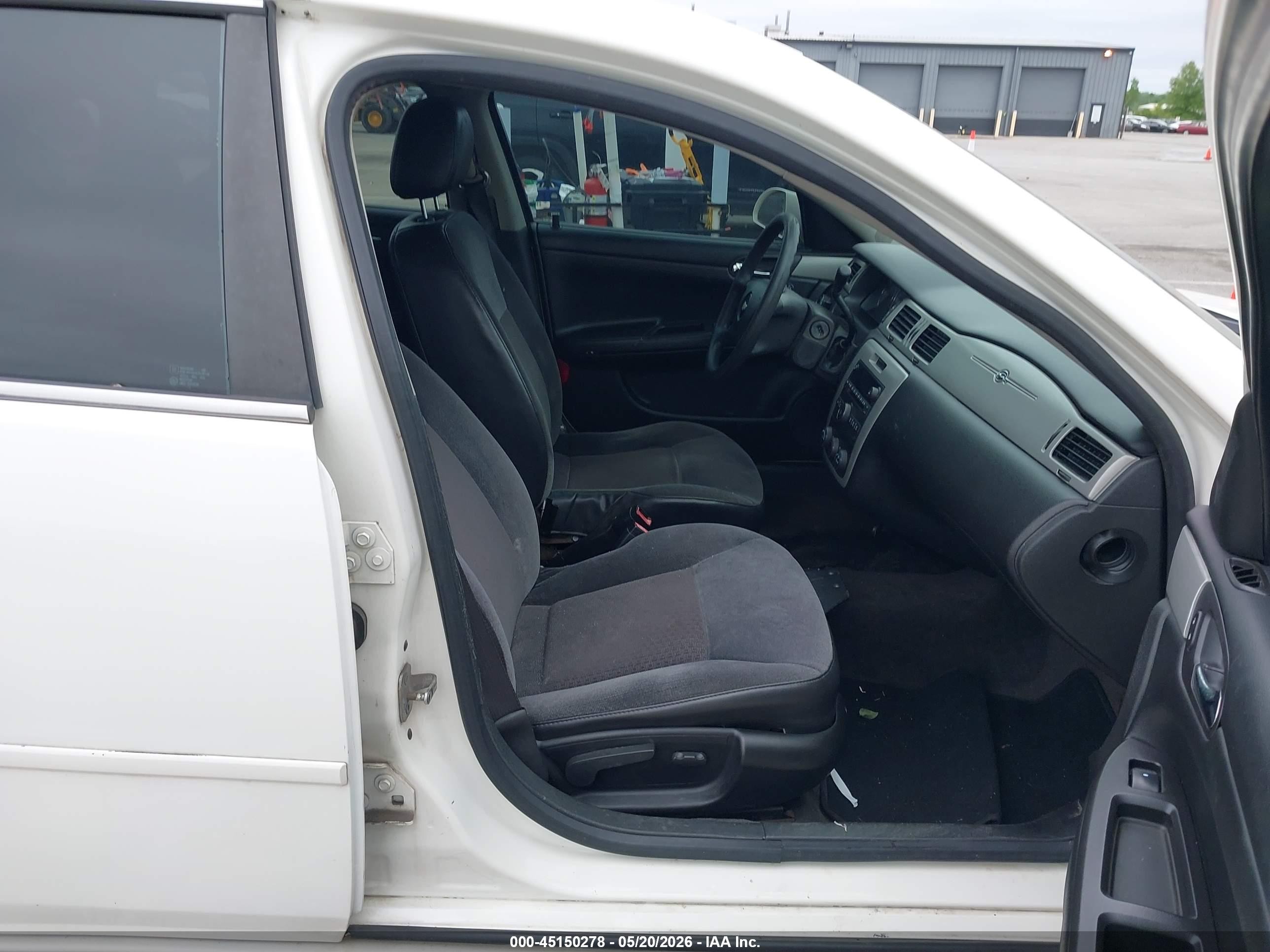 2008 Chevrolet Impala Police White vin: 2G1WS553681368664