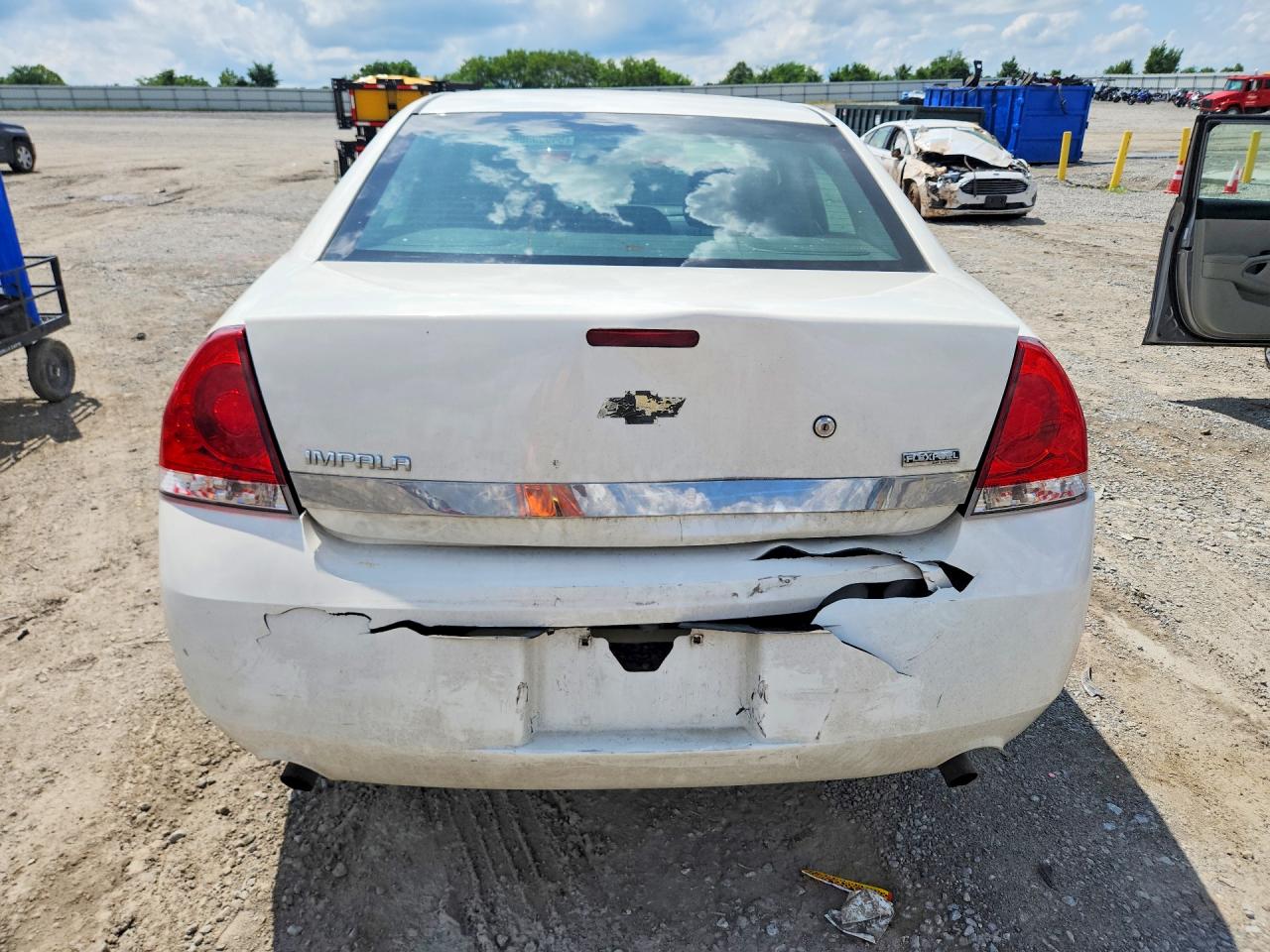 2009 Chevrolet Impala Police White vin: 2G1WS57M191283917