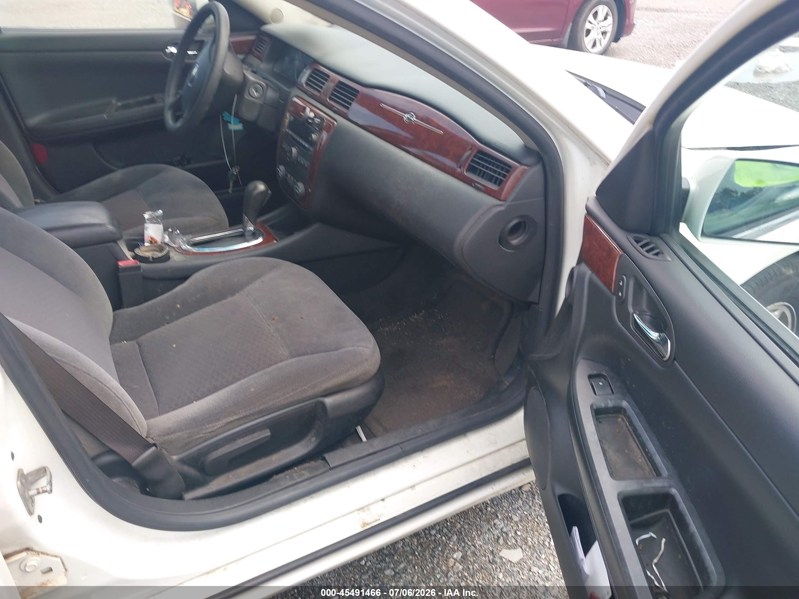 2008 Chevrolet Impala Lt White vin: 2G1WT55K581226116