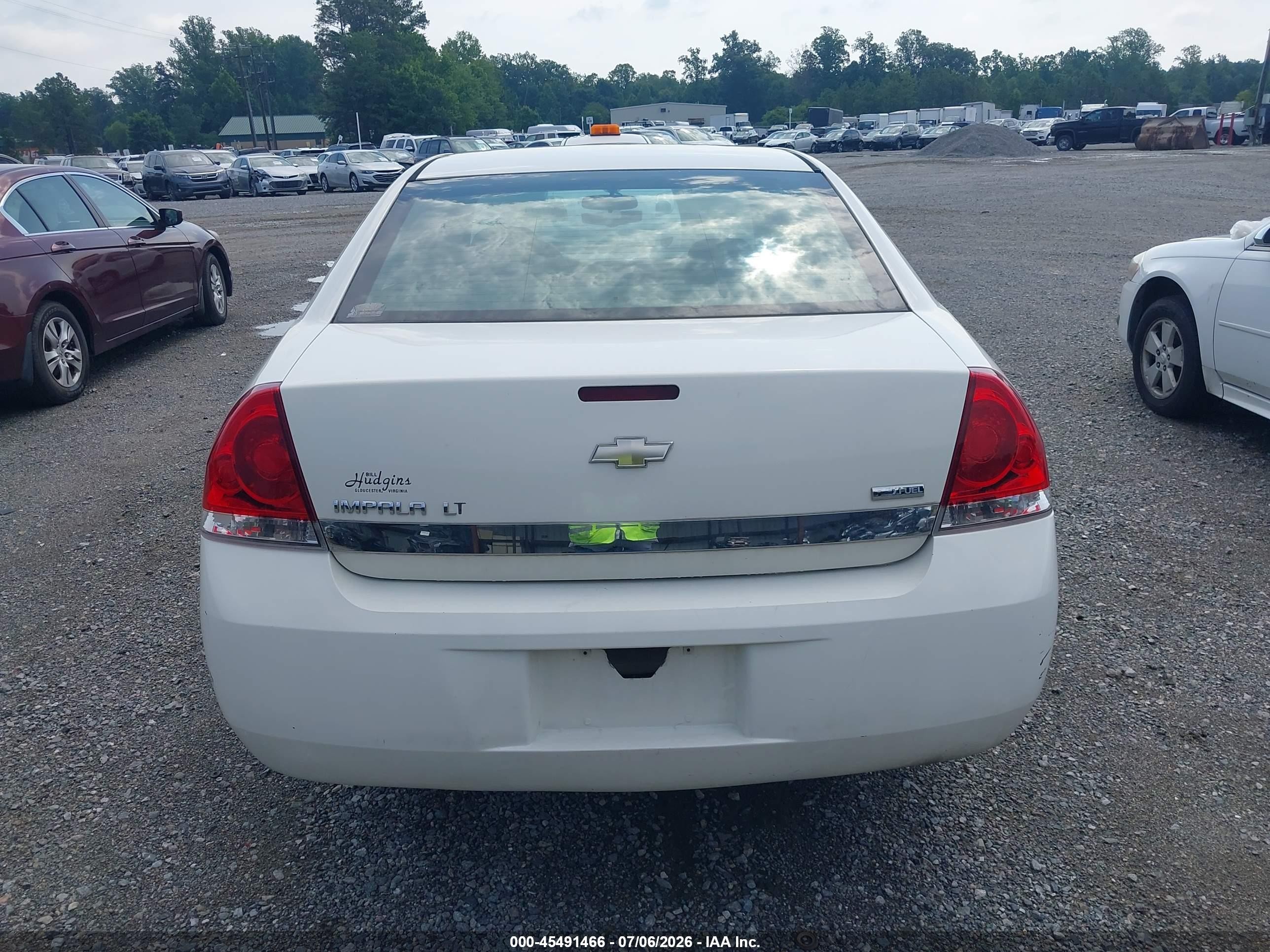 2008 Chevrolet Impala Lt White vin: 2G1WT55K581226116