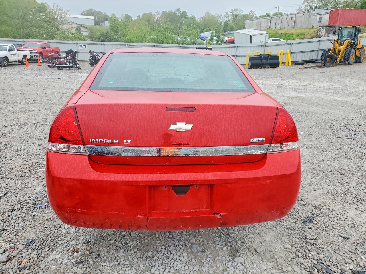 2009 Chevrolet Impala 1lt Red vin: 2G1WT57K091139240