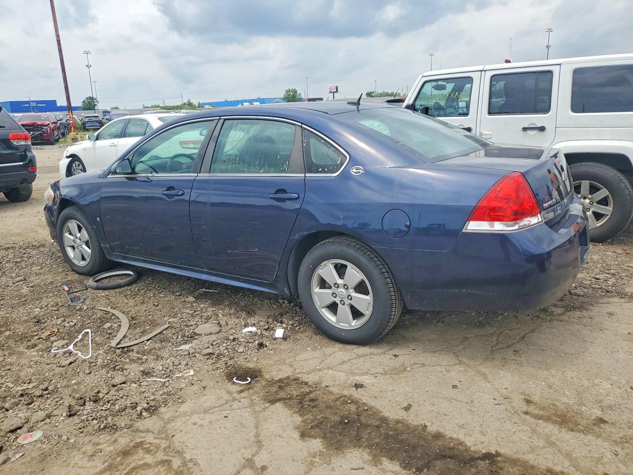 2009 Chevrolet Impala 1lt Blue vin: 2G1WT57K091187188