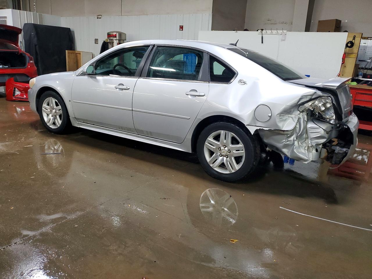 2009 Chevrolet Impala 1lt Silver vin: 2G1WT57K091318989