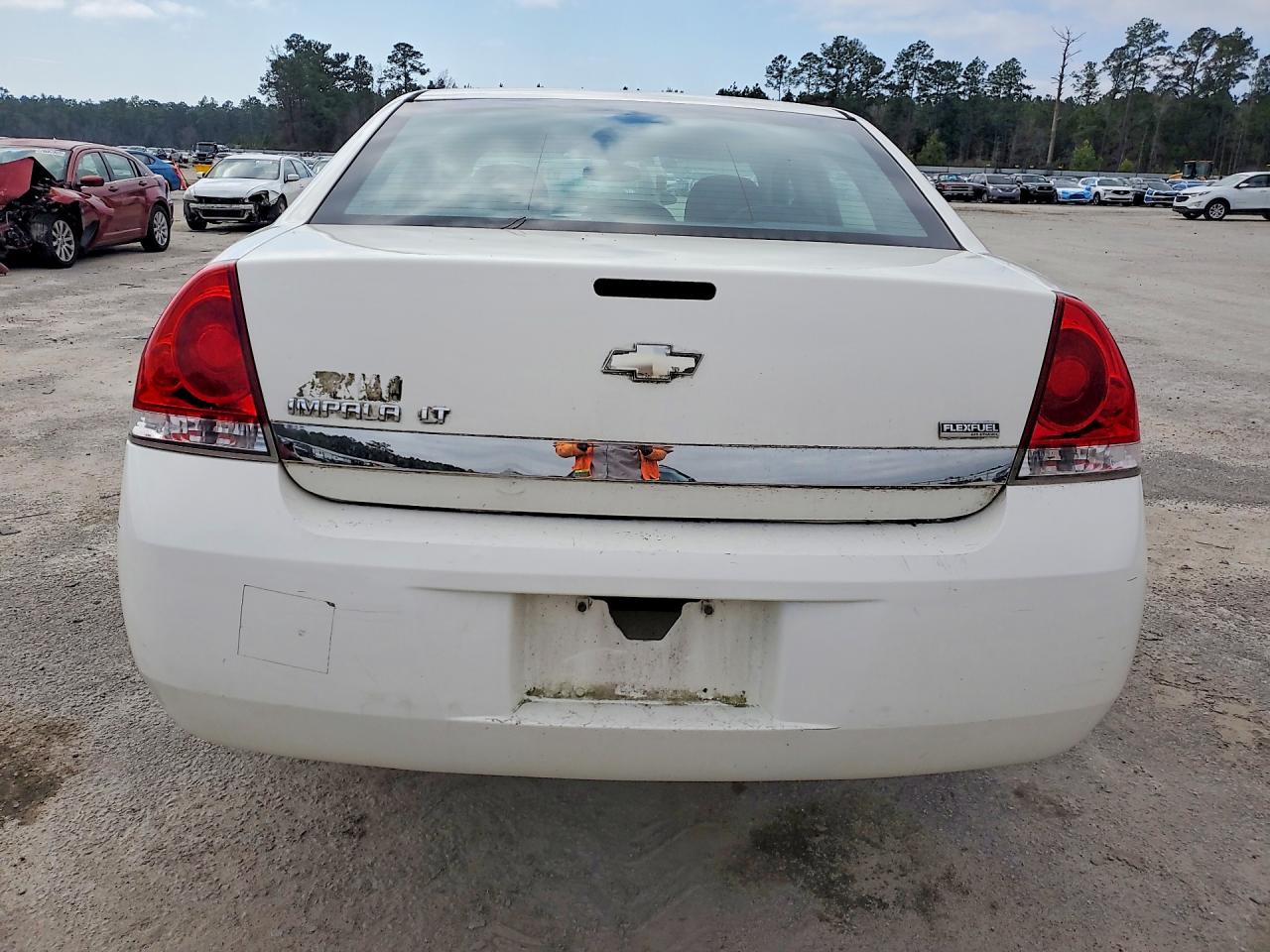 2009 Chevrolet Impala 1lt White vin: 2G1WT57K191116503