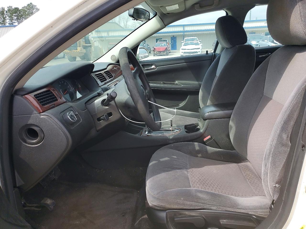 2009 Chevrolet Impala 1lt White vin: 2G1WT57K191116503