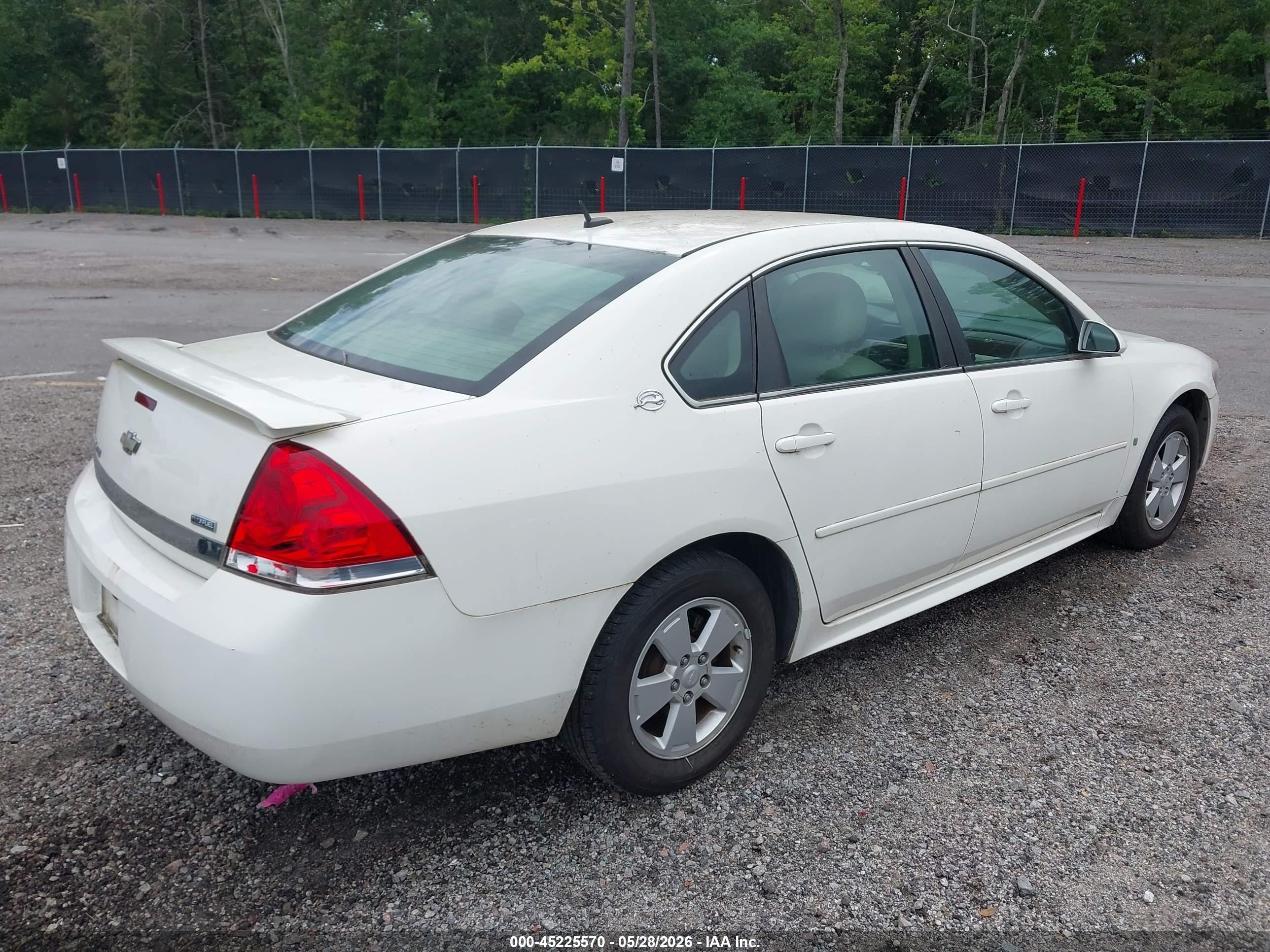 2009 Chevrolet Impala Lt White vin: 2G1WT57K391249280