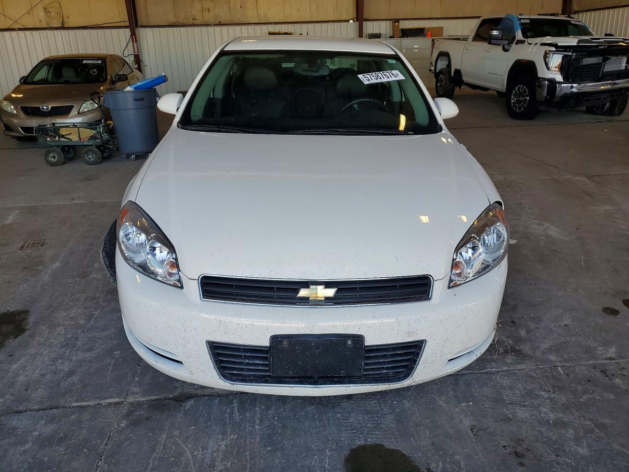 2009 Chevrolet Impala 1lt Белый vin: 2G1WT57K391252776