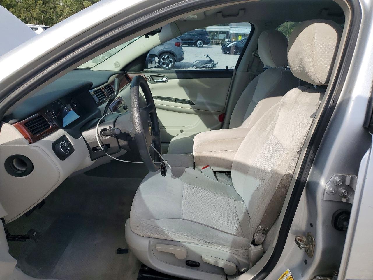 2009 Chevrolet Impala 1lt Silver vin: 2G1WT57K491290646