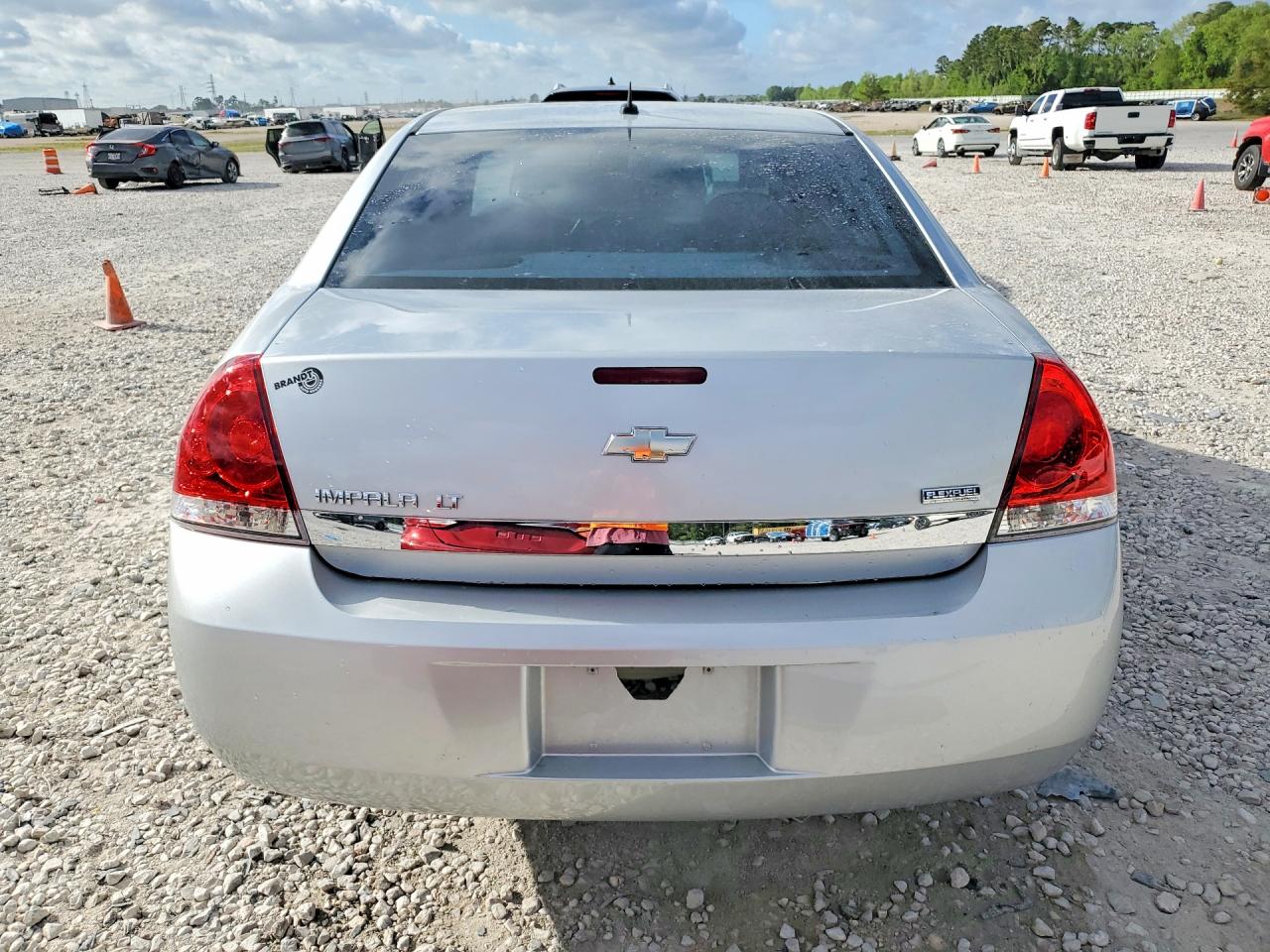 2009 Chevrolet Impala 1lt Silver vin: 2G1WT57K491290646