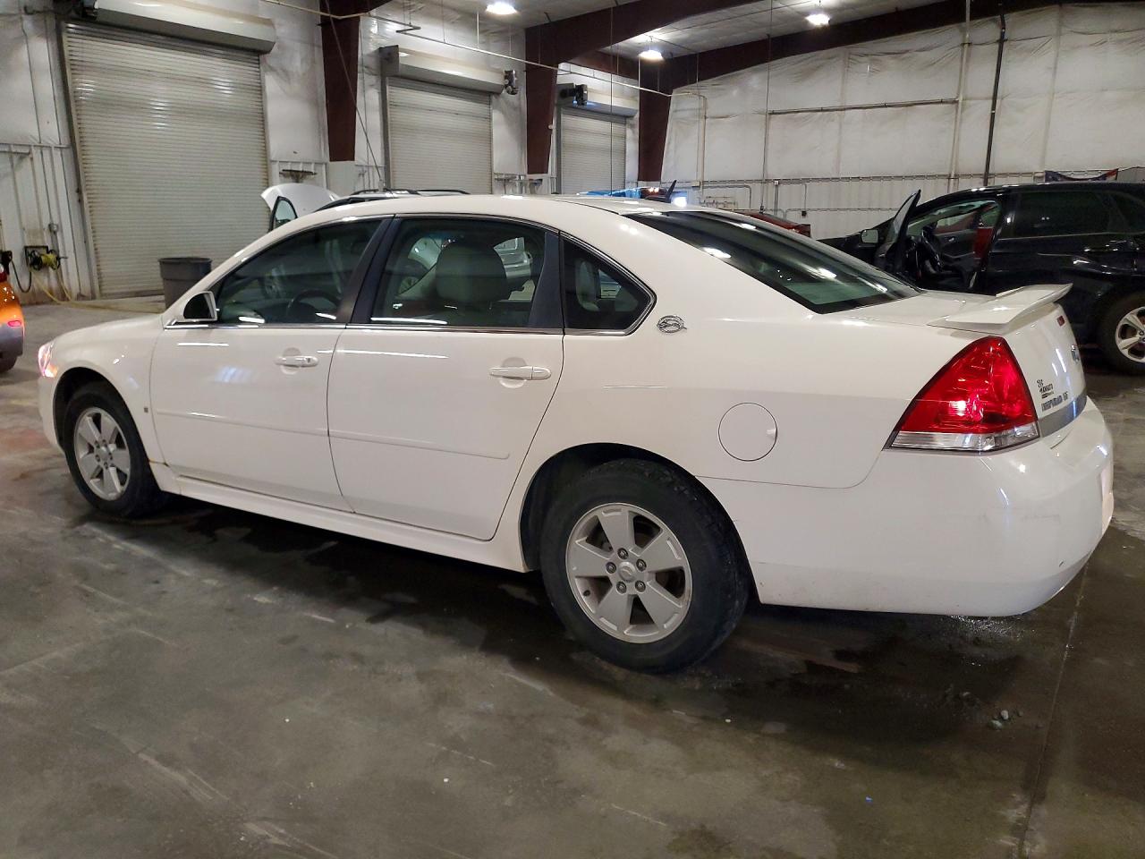 2009 Chevrolet Impala 1lt White vin: 2G1WT57K591161962