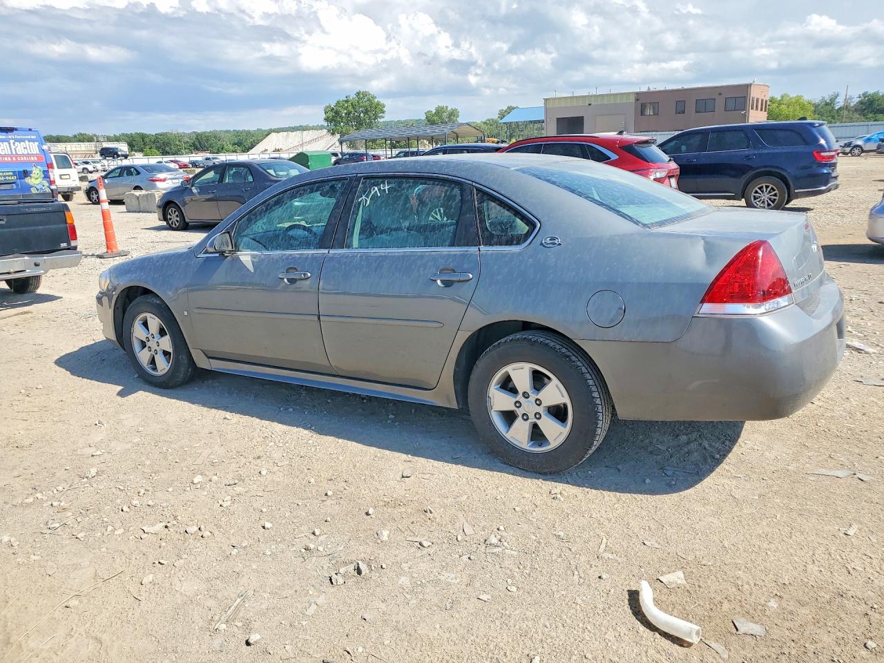 2009 Chevrolet Impala 1lt Silver vin: 2G1WT57K591205295