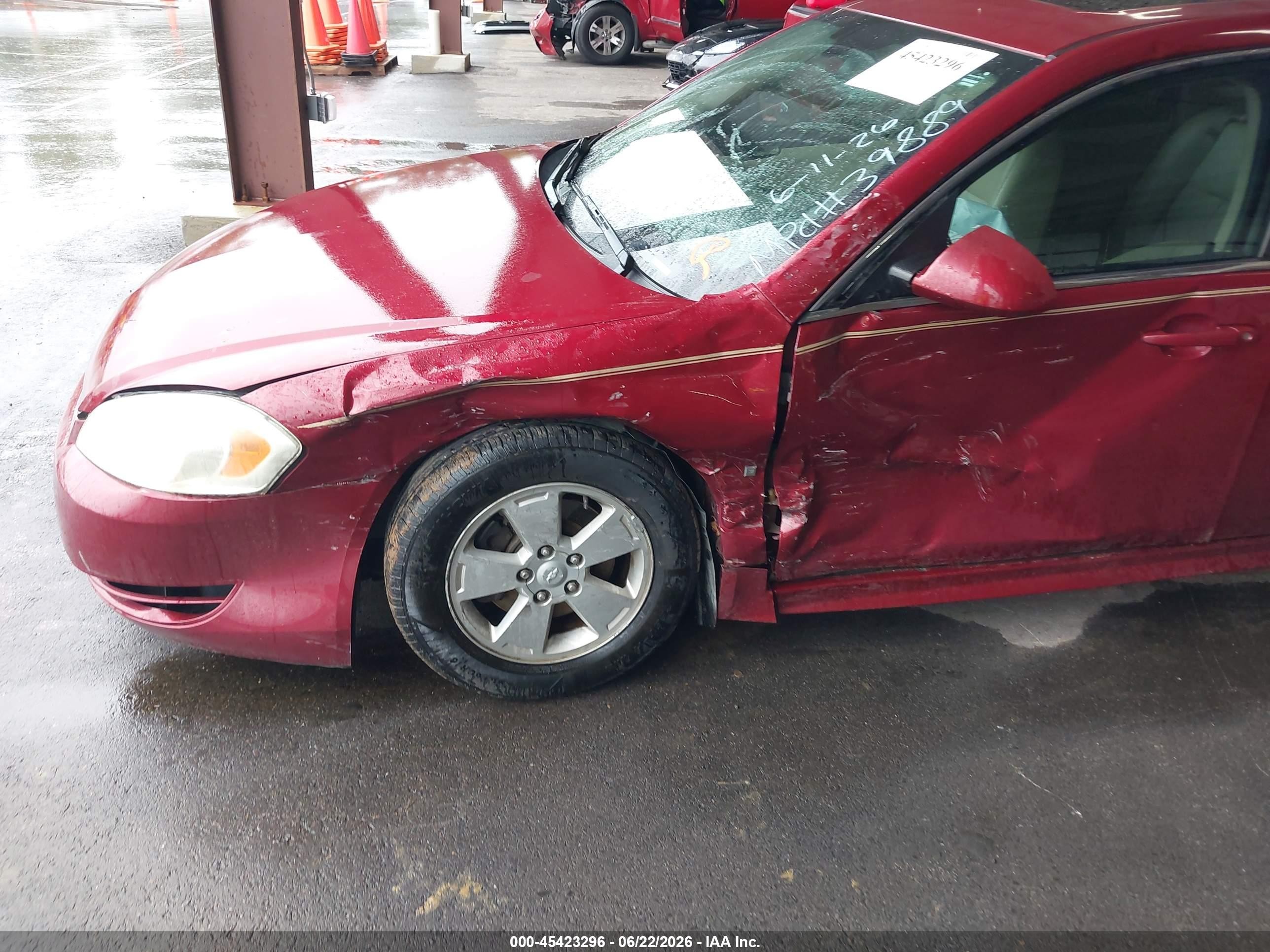 2009 Chevrolet Impala Lt Red vin: 2G1WT57K591209833