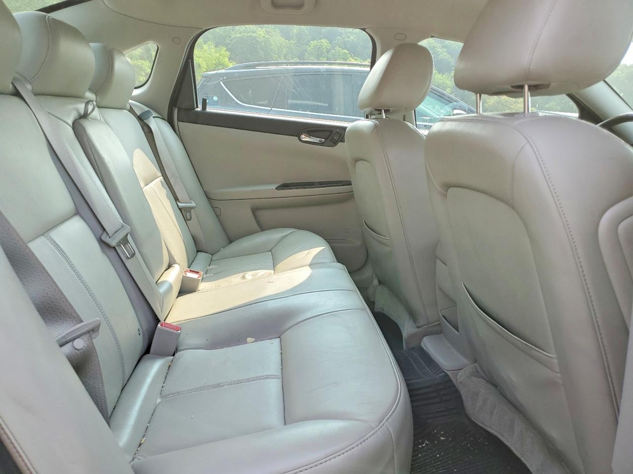 2009 Chevrolet Impala 1lt Silver vin: 2G1WT57K591255078