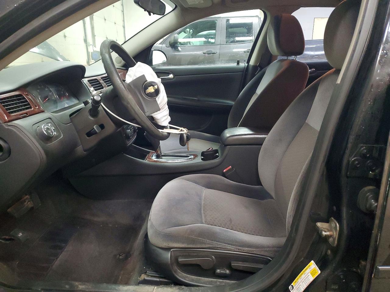 2009 Chevrolet Impala 1lt Black vin: 2G1WT57K691318415