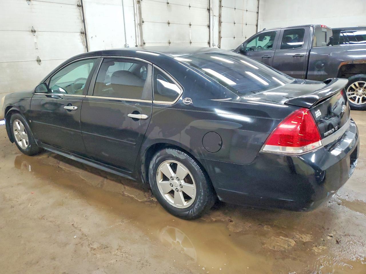 2009 Chevrolet Impala 1lt Black vin: 2G1WT57K691318415
